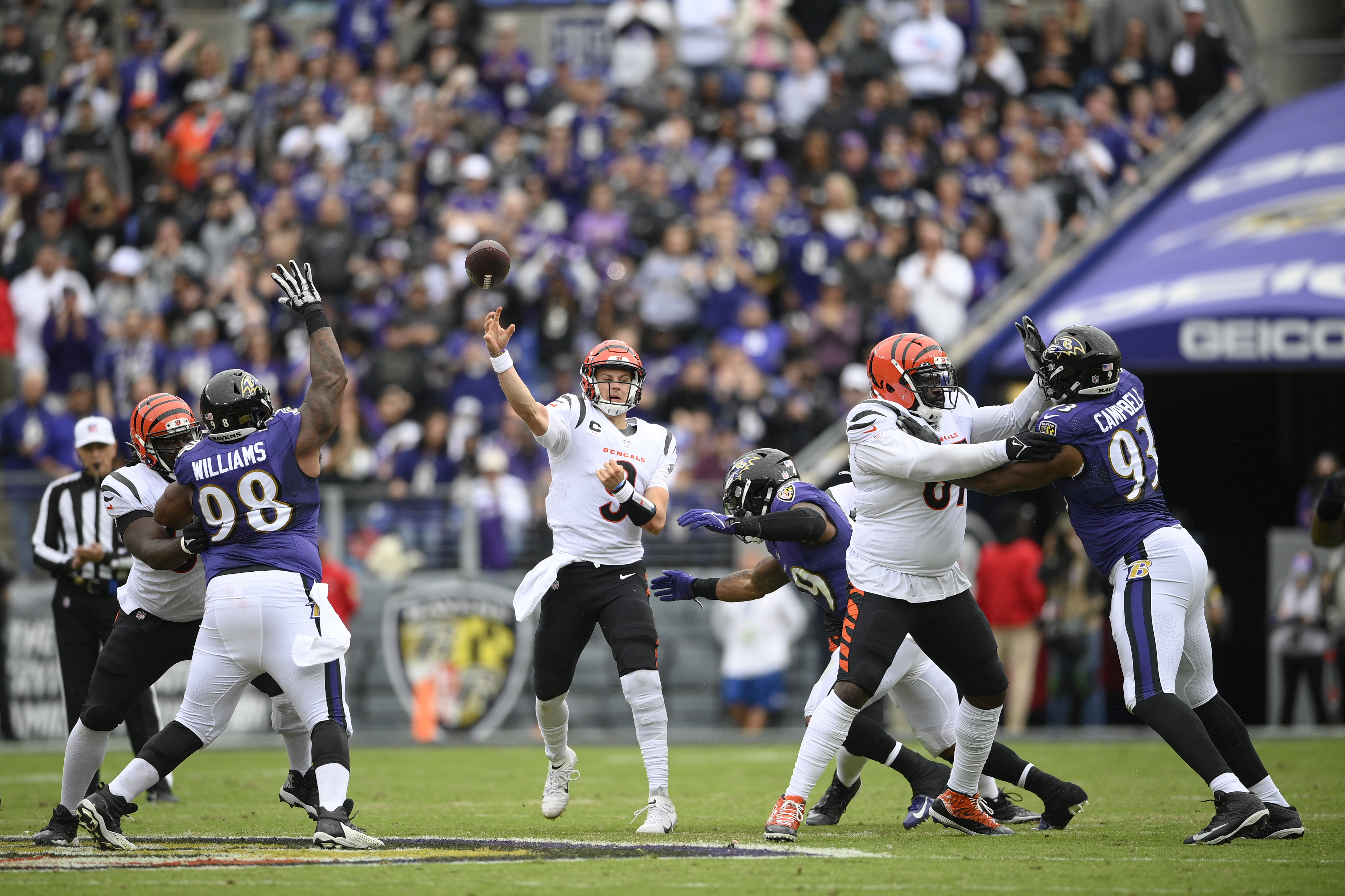 Bengals quarterback Joe Burrow wins FedEx Air NFL Player of the Week