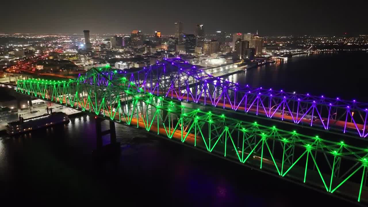 Big City Lights | Tom Butler | Signed Print – Tom Butler Artist, image size:1280x720