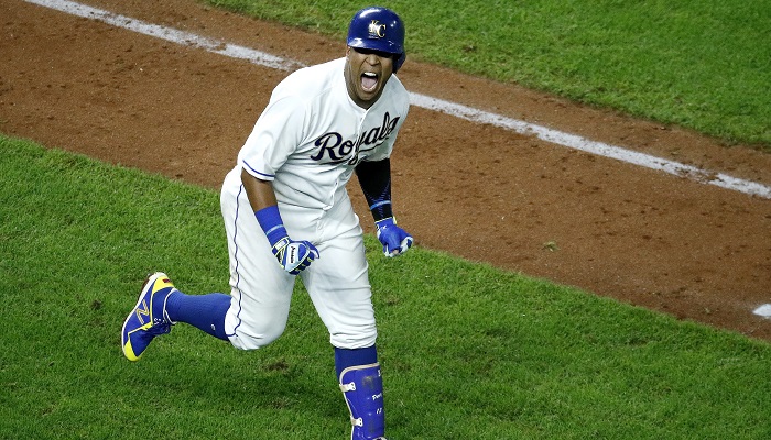 Salvador Perez leads Royals past Astros 4-3 for 5th straight win, Sports