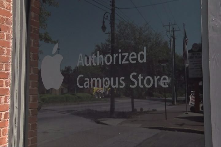 WTOC-TV - Could #Savannah be getting an Apple Store? WTOC
