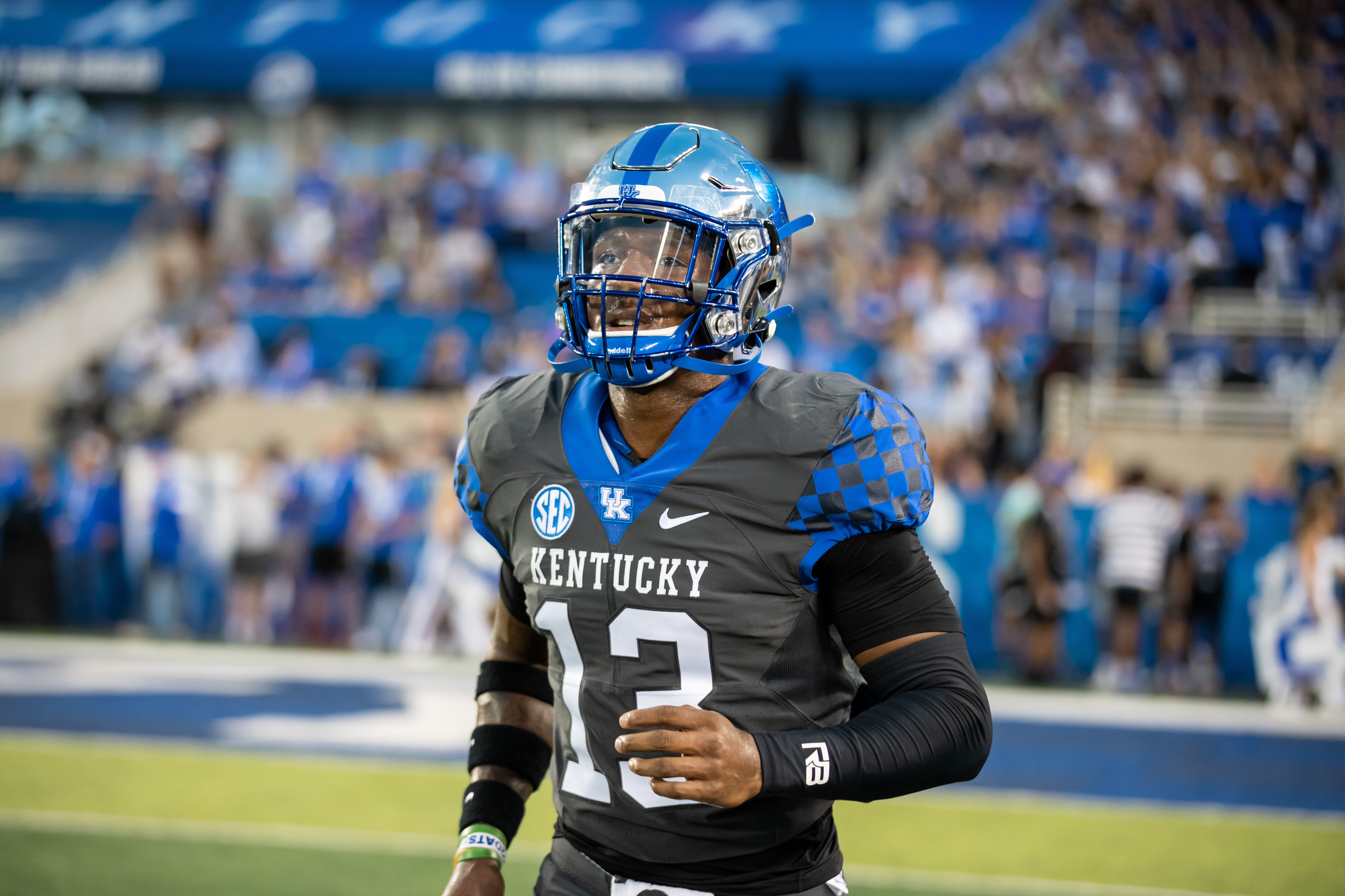 Tennessee football black uniforms return for Kentucky game