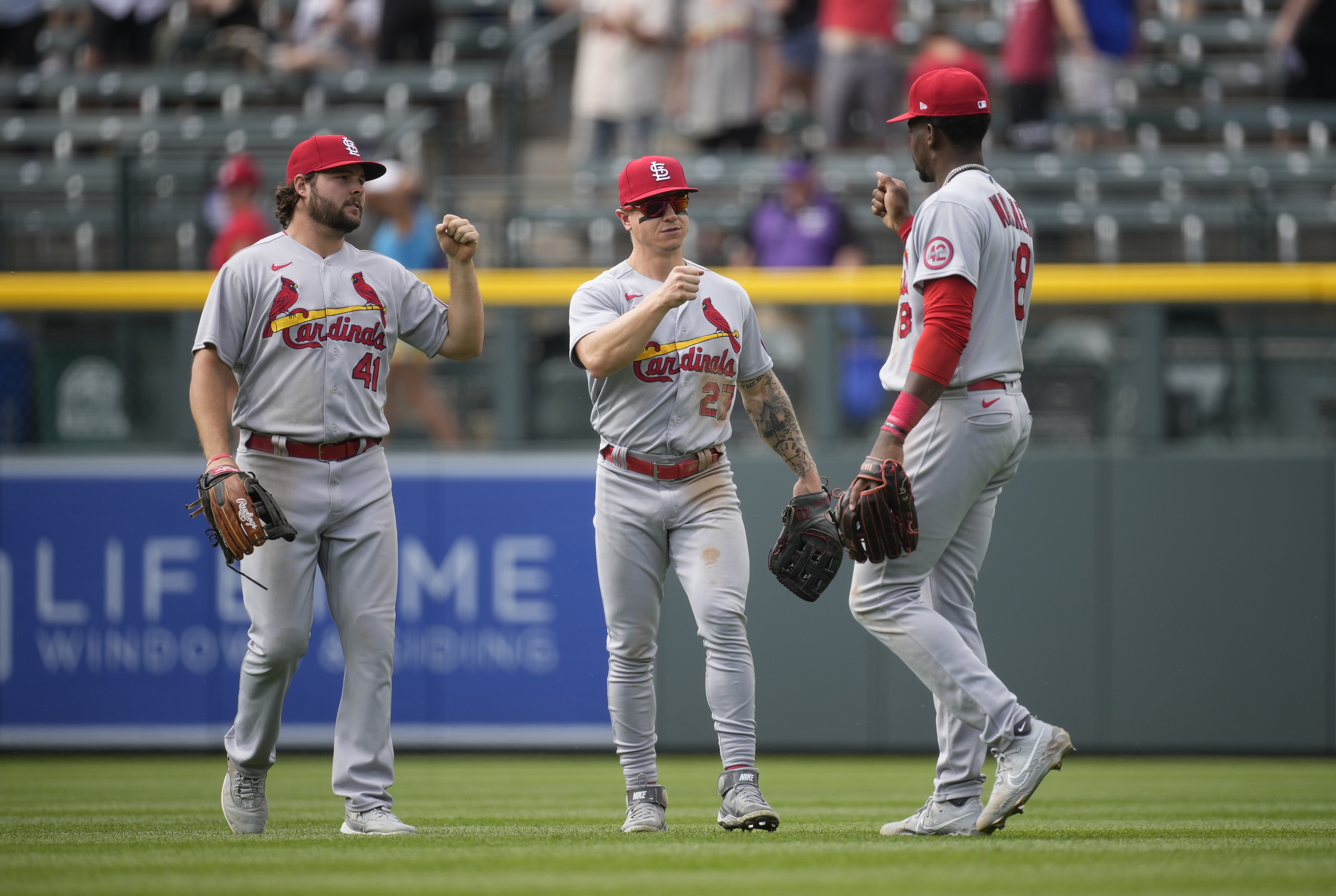 Tyler O'Neill competing for center field job with Cardinals