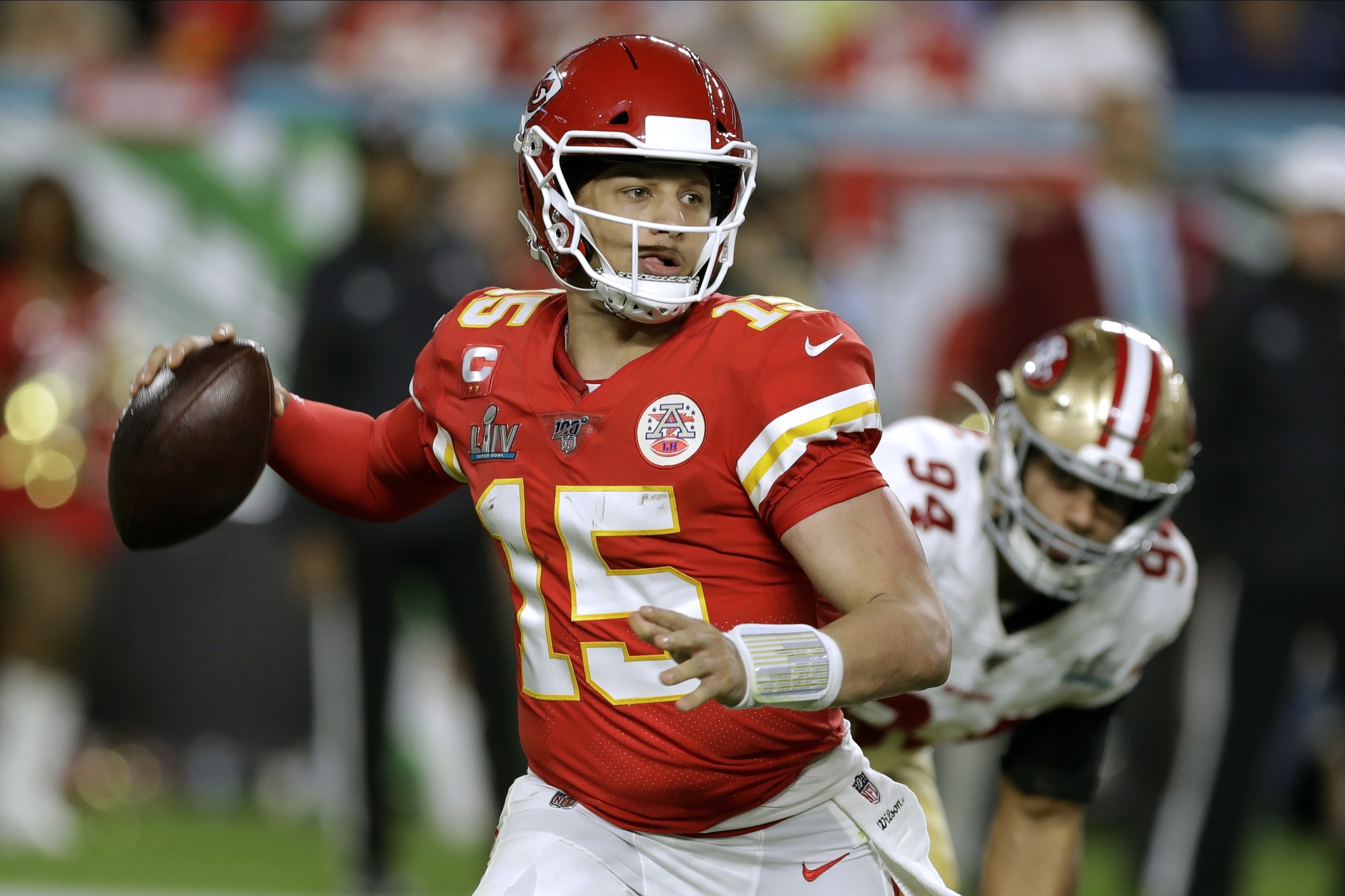 Chiefs News: Chris Jones deal keeps band together for foreseeable