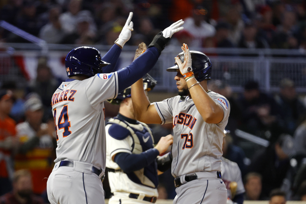 MLB  Correa HR in 11th lifts Astros past Yankees; ALCS tied at 1