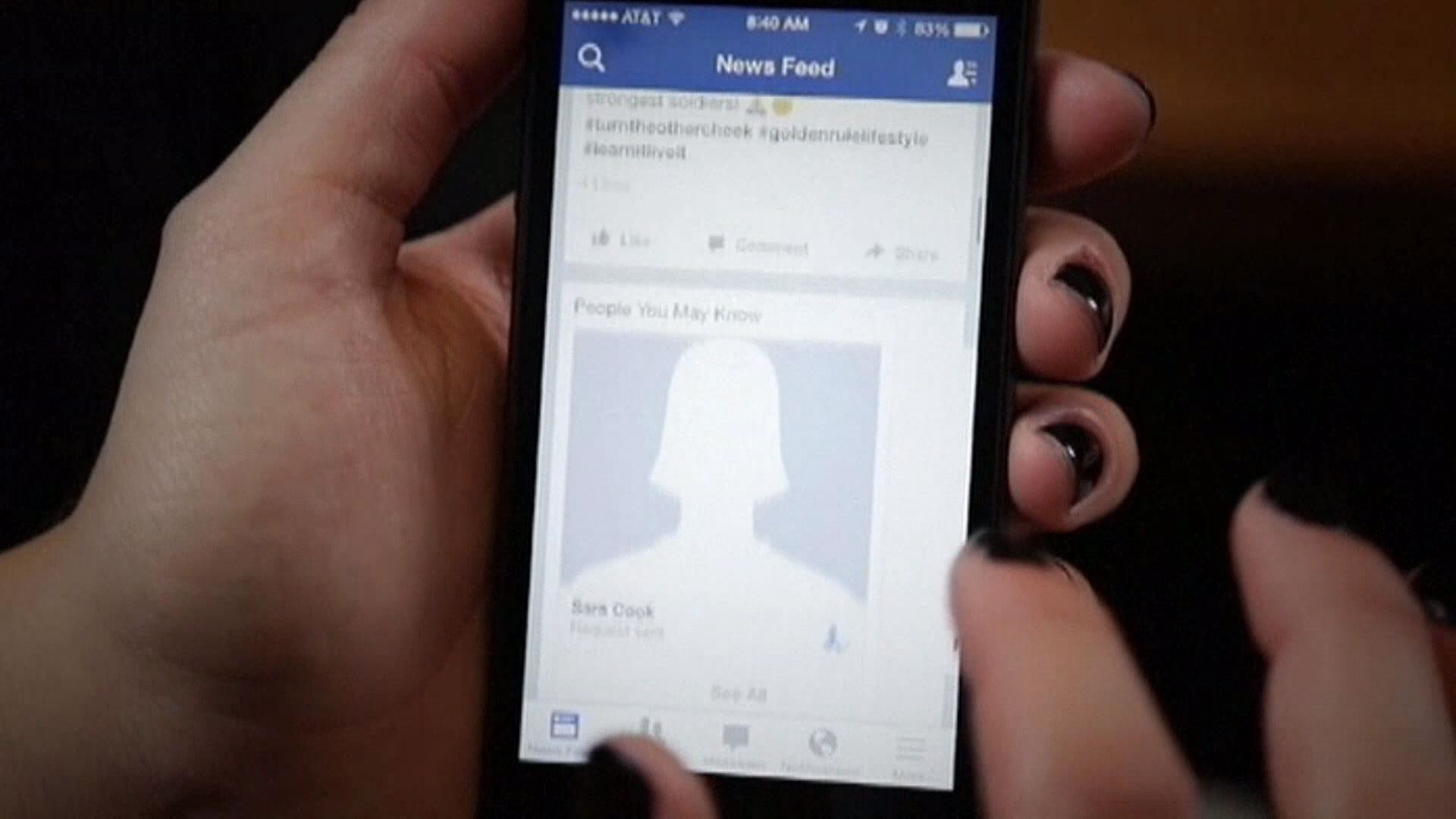 Teens, phones and social media: experts share their safety advice