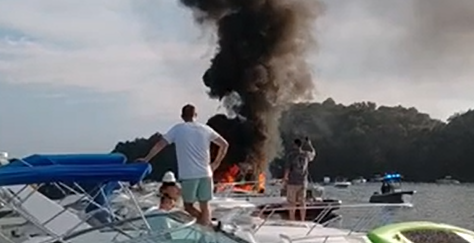 Michigan Princess Riverboat still waiting on repairs after structural  accident in August | WKAR Public Media, image size:1573x808