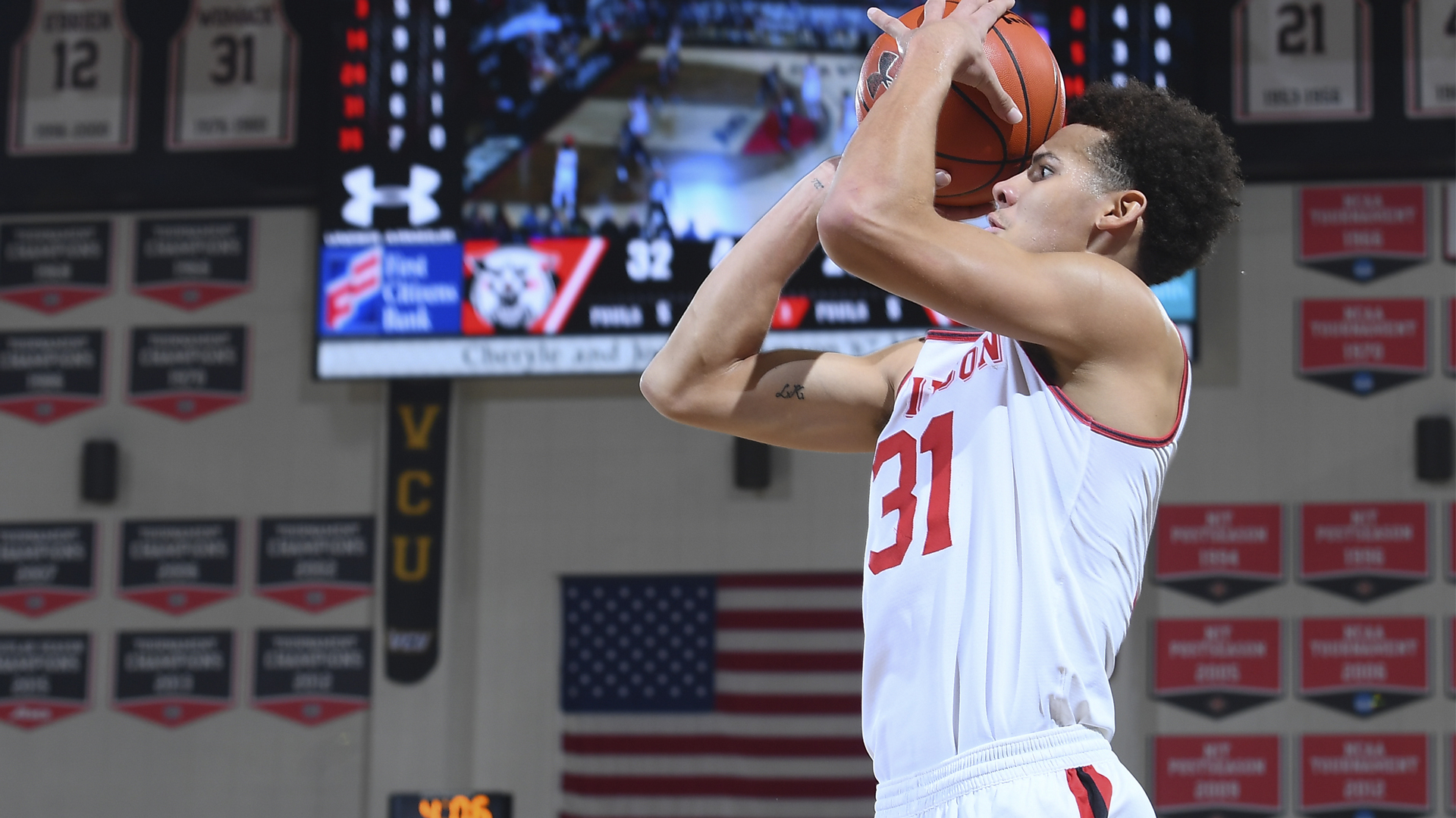 Uk Men S Basketball Adds Davidson Grad Transfer Kellan Grady