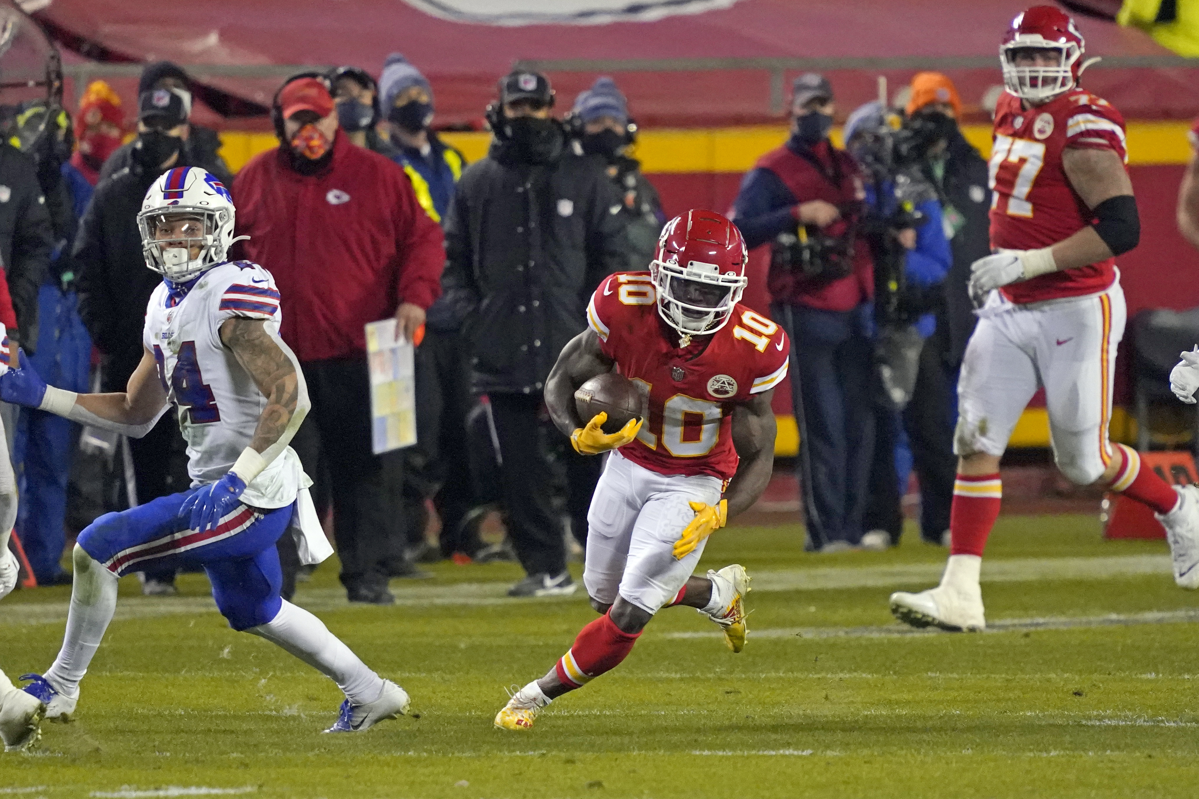 SUPER BOWL BOUND, AGAIN! Kansas City Chiefs defeat Buffalo Bills, advance  to second straight Super Bowl