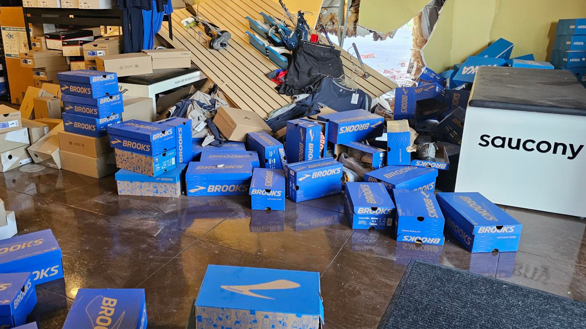Car crashes into Gulfport running store, causing damage