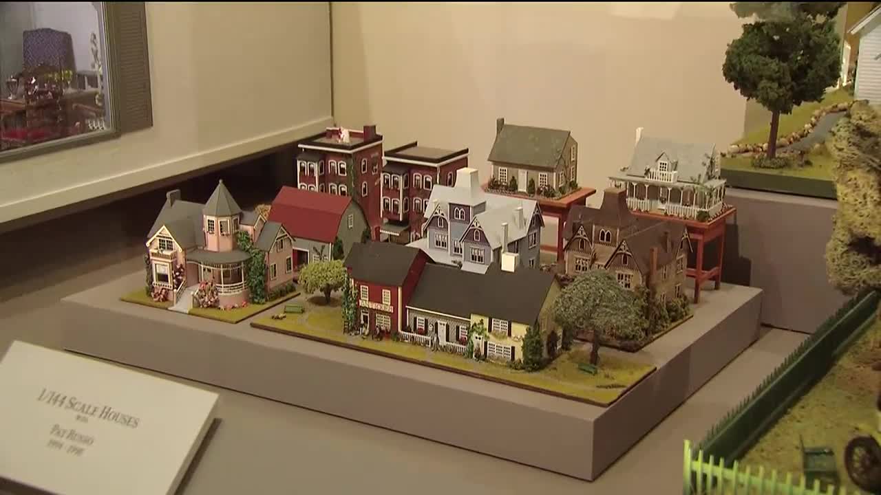 Modern Mini Houses: Little World Miniatures & Miniatures Museum in New  Hampshire