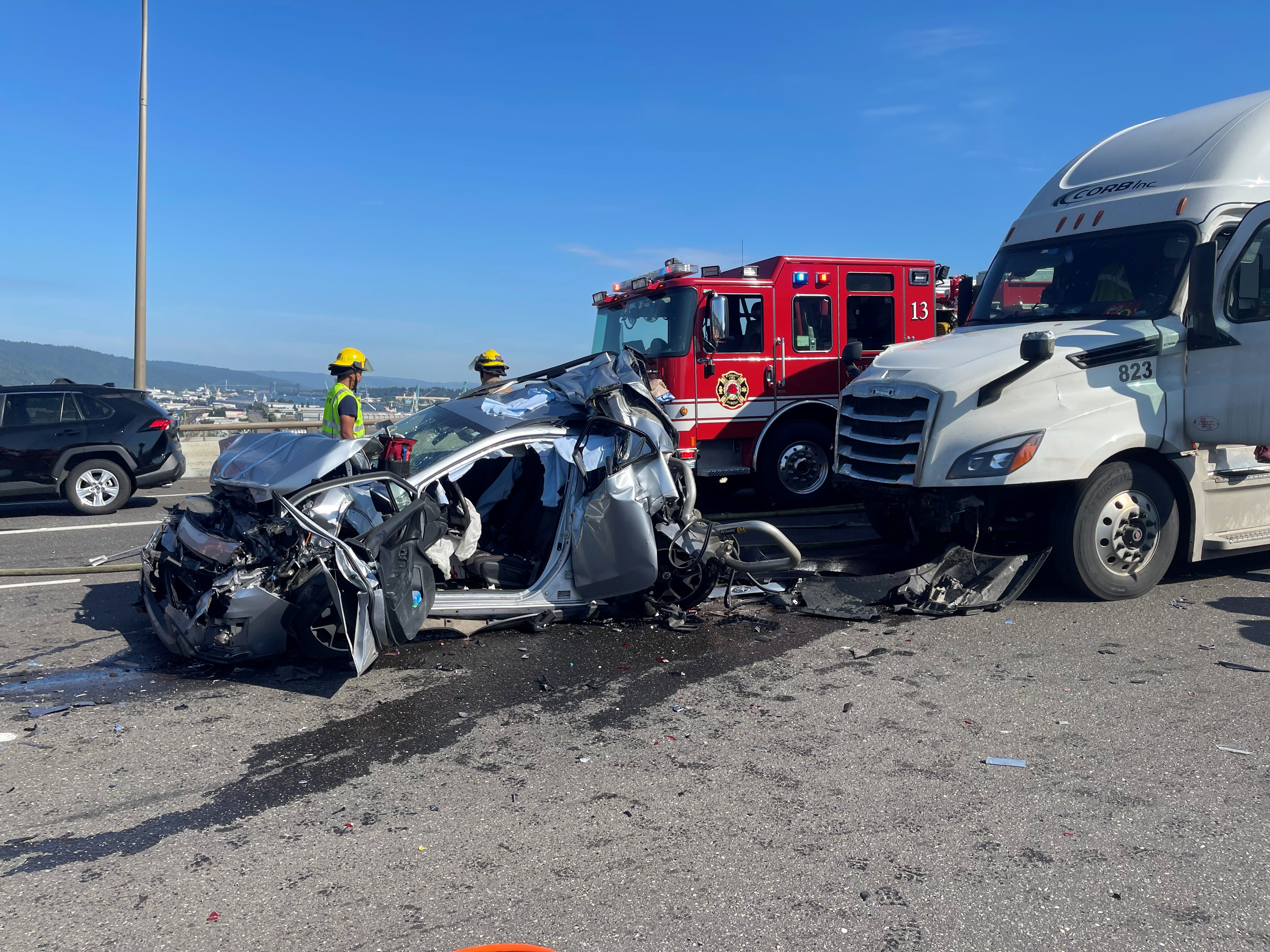 Fremont Bridge traffic stalls after multi vehicle crash