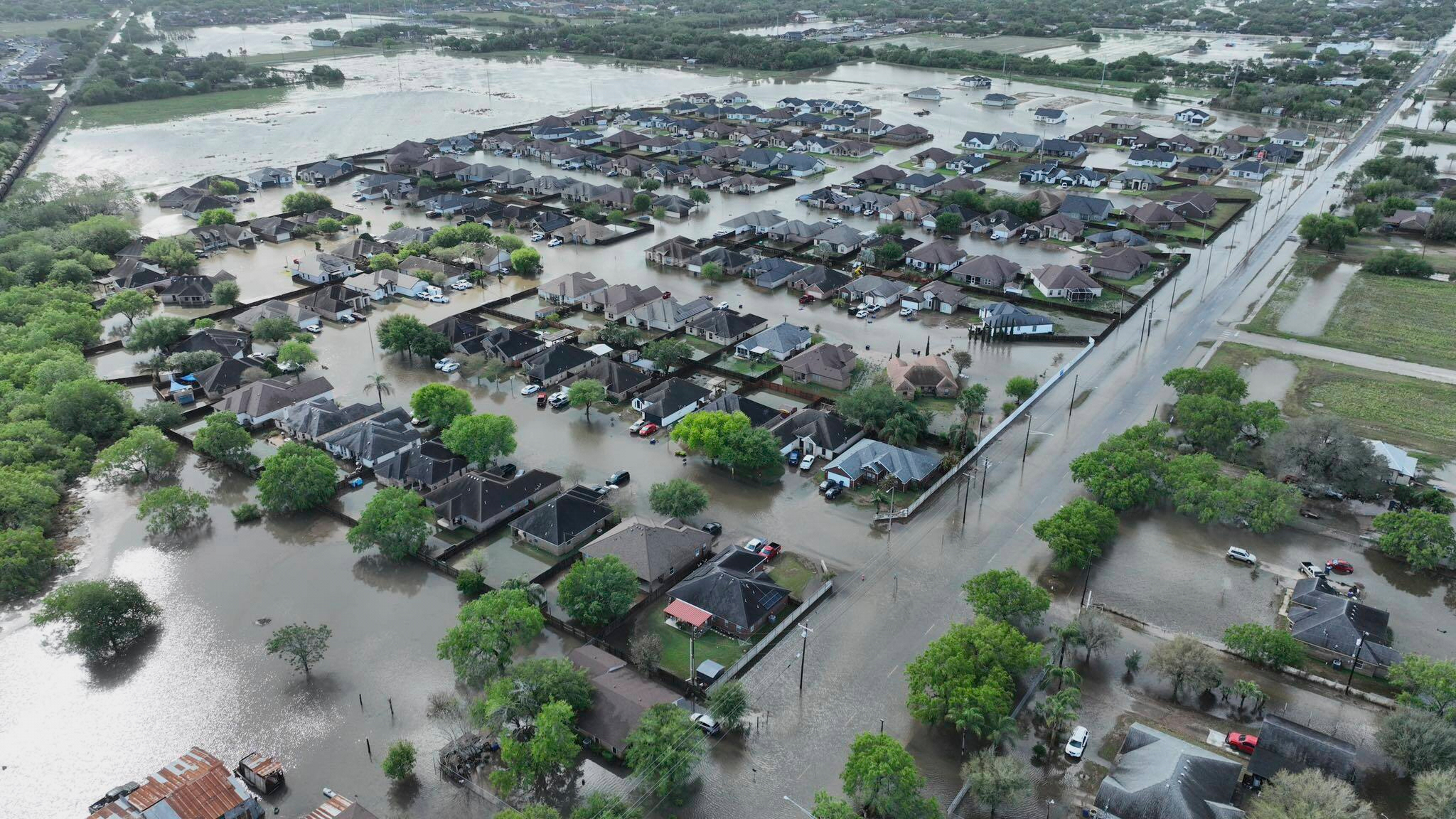 3 dead and more than 200 rescued in South Texas after severe