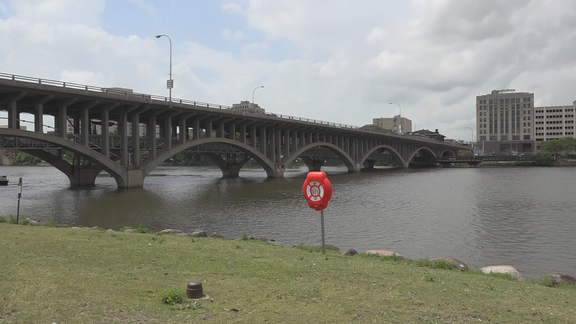 City will apply for grants to improve the Jefferson St. Bridge