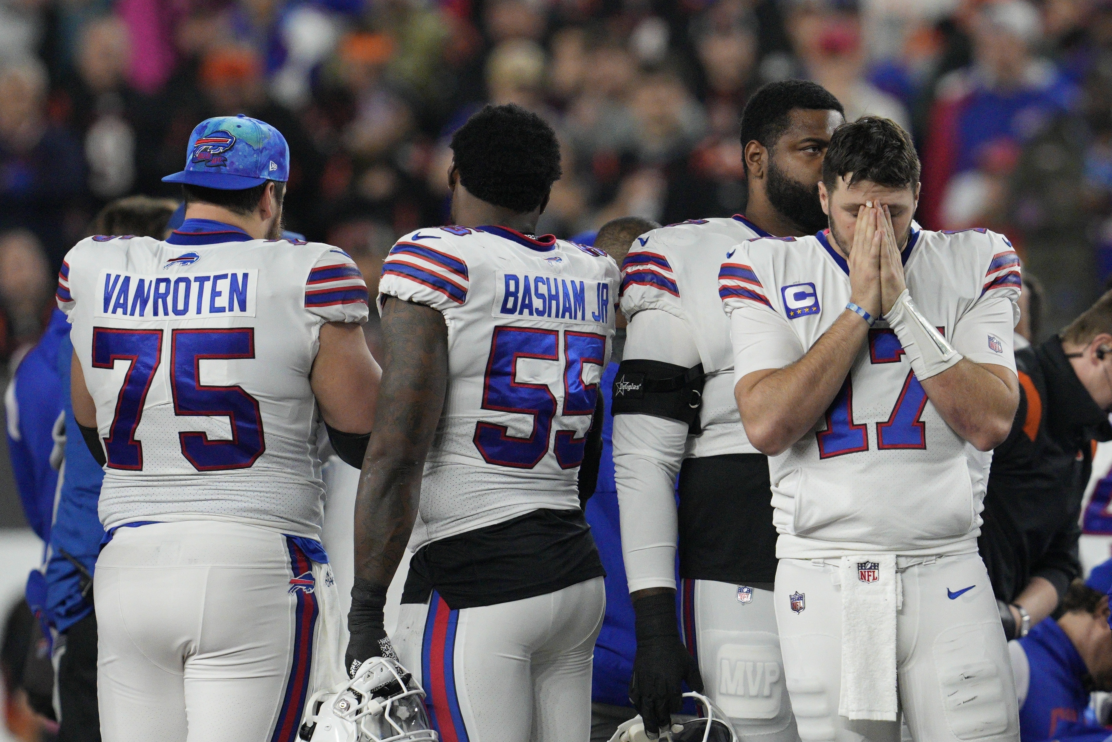 Buffalo Bills safety Damar Hamlin in critical condition after collapse on  field; Bills-Bengals game suspended