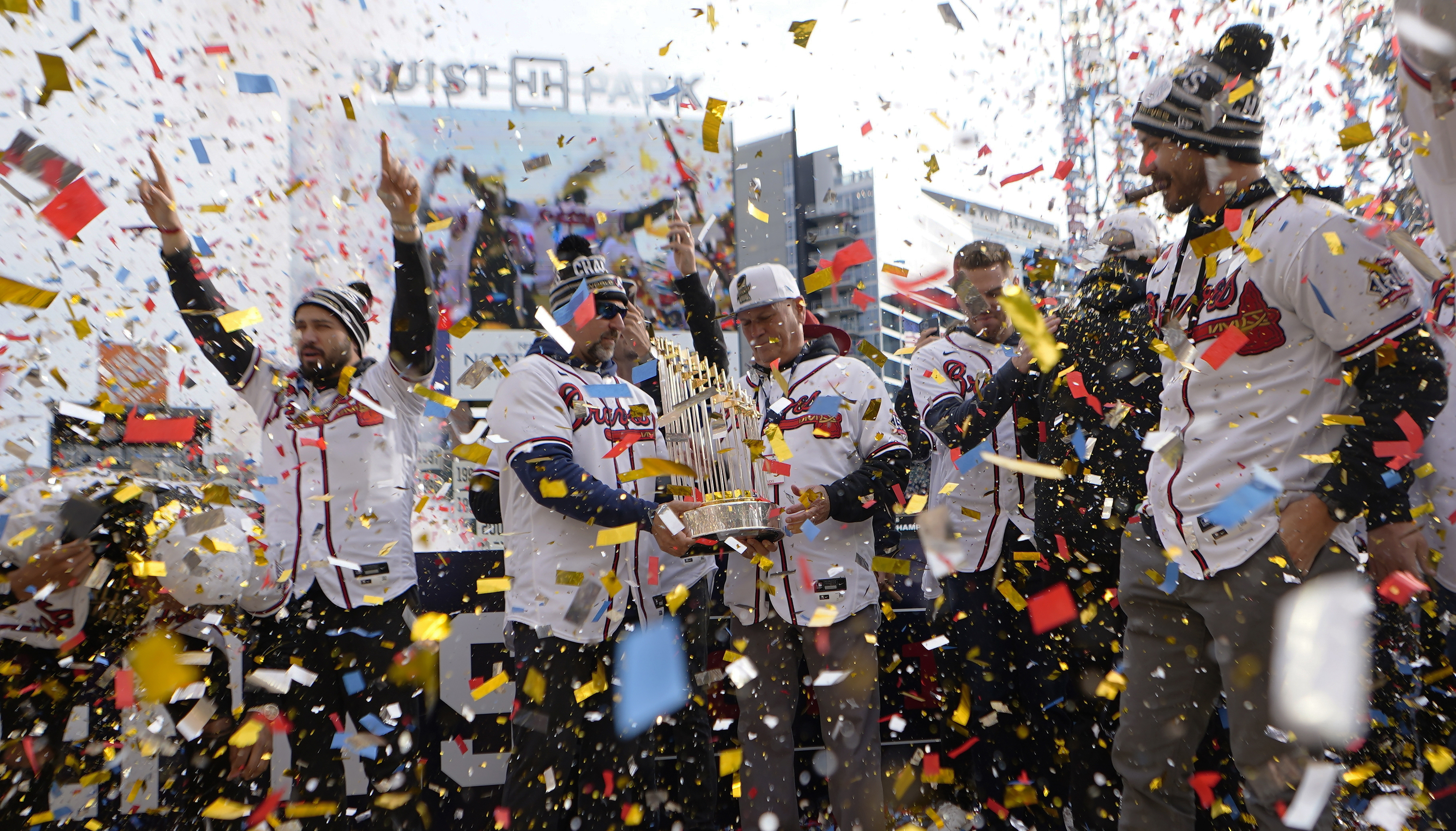 Braves celebrate winning Commissioner's Trophy as World Series champions