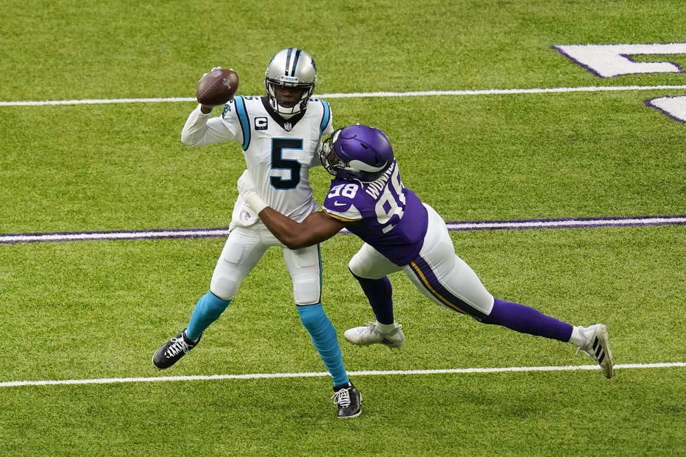 Chinn makes NFL history, but Panthers fall to Vikings 28-27