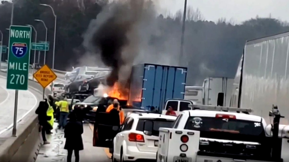 Fiery Crash Near Atlanta Brings Death Traffic Troubles