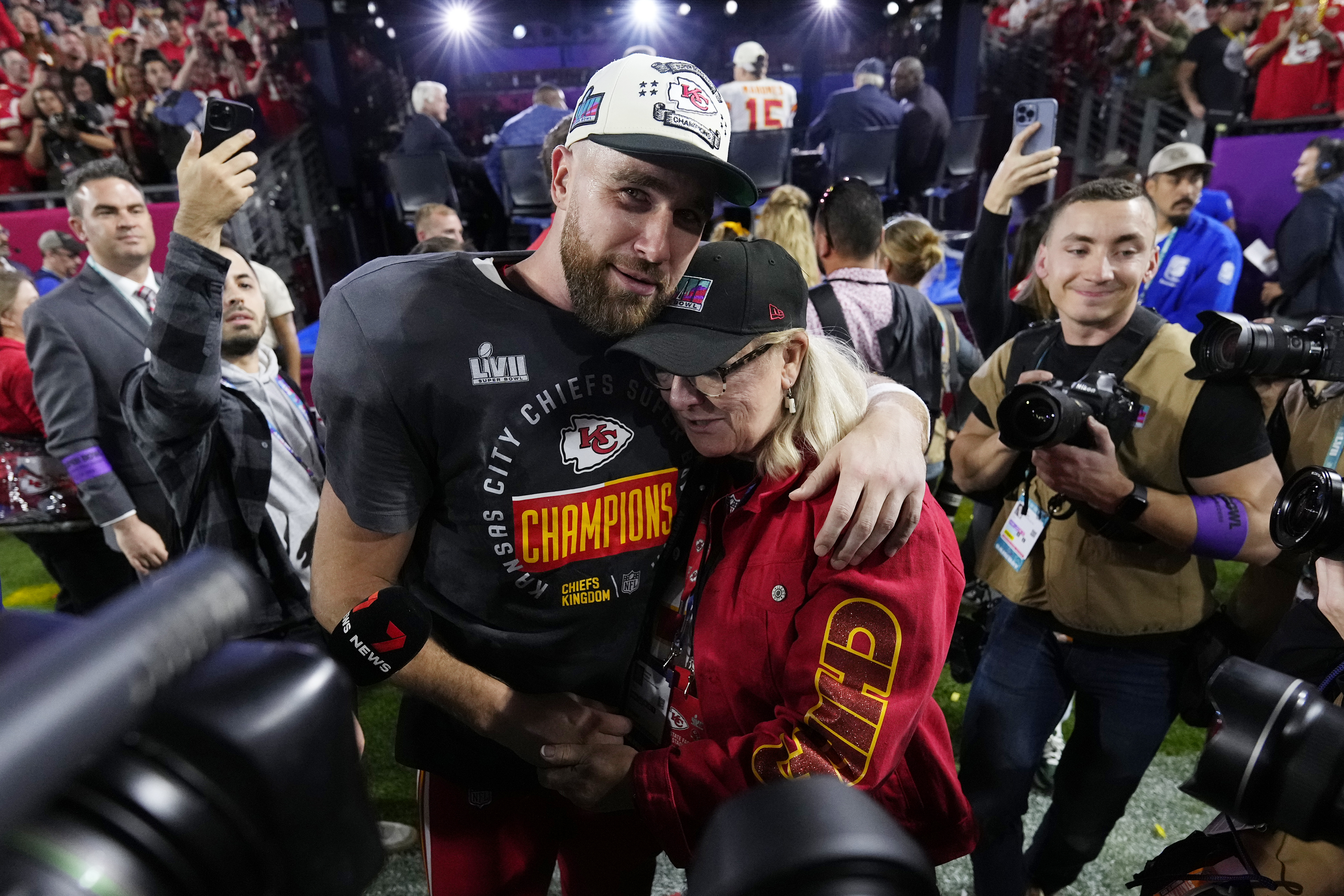 Donna Kelce's viral Super Bowl outfit was made by Maryland woman - The  Washington Post