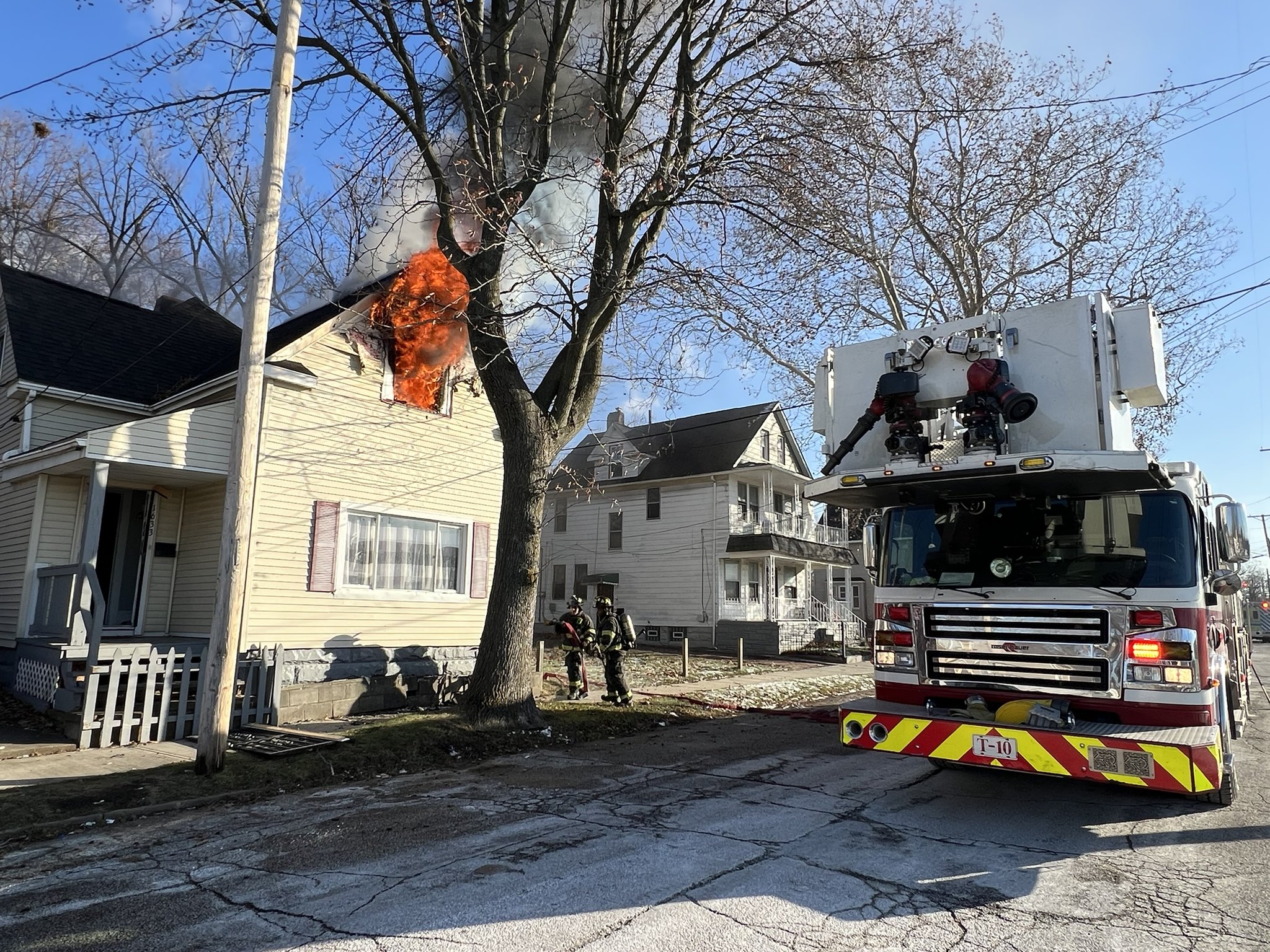 Cleveland firefighters battle simultaneous fires on East and West