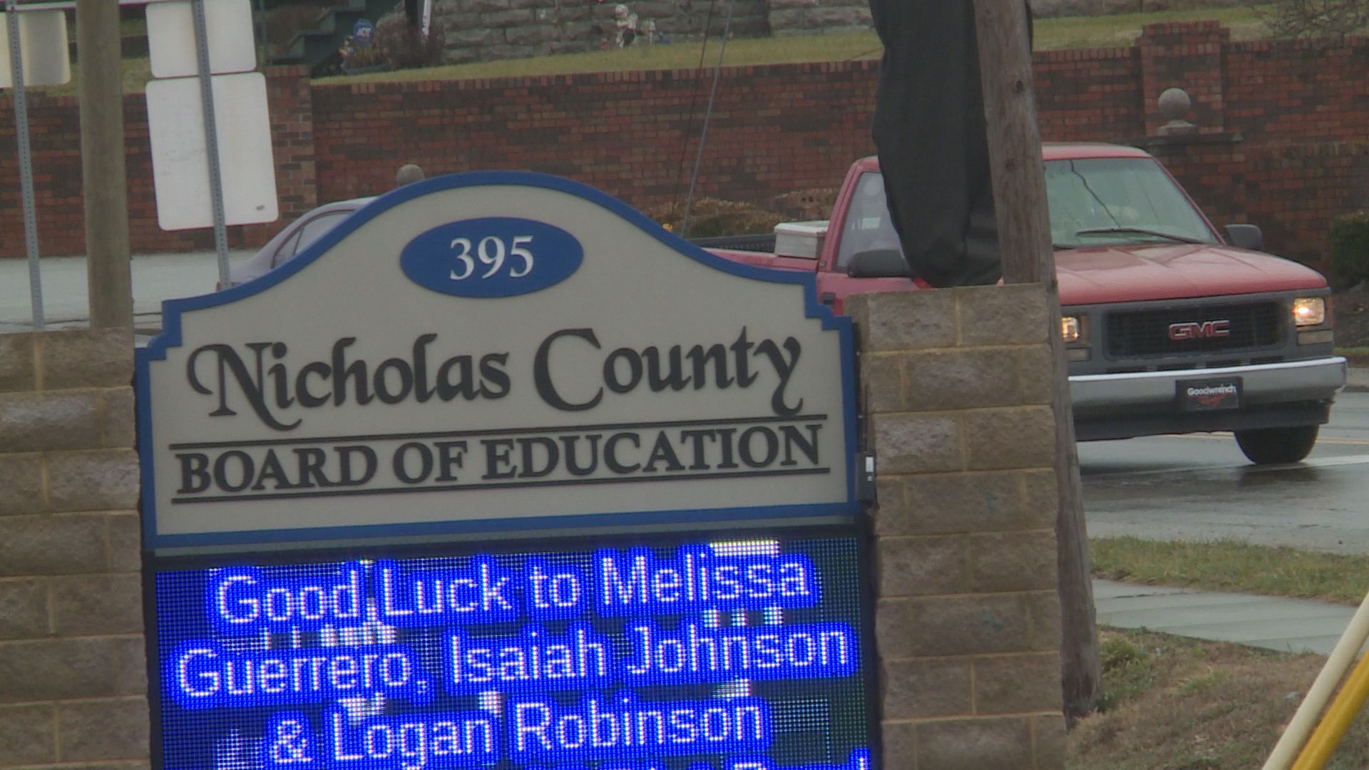 Nicholas Co. teacher thankful for vaccine after COVID-19 diagnosis