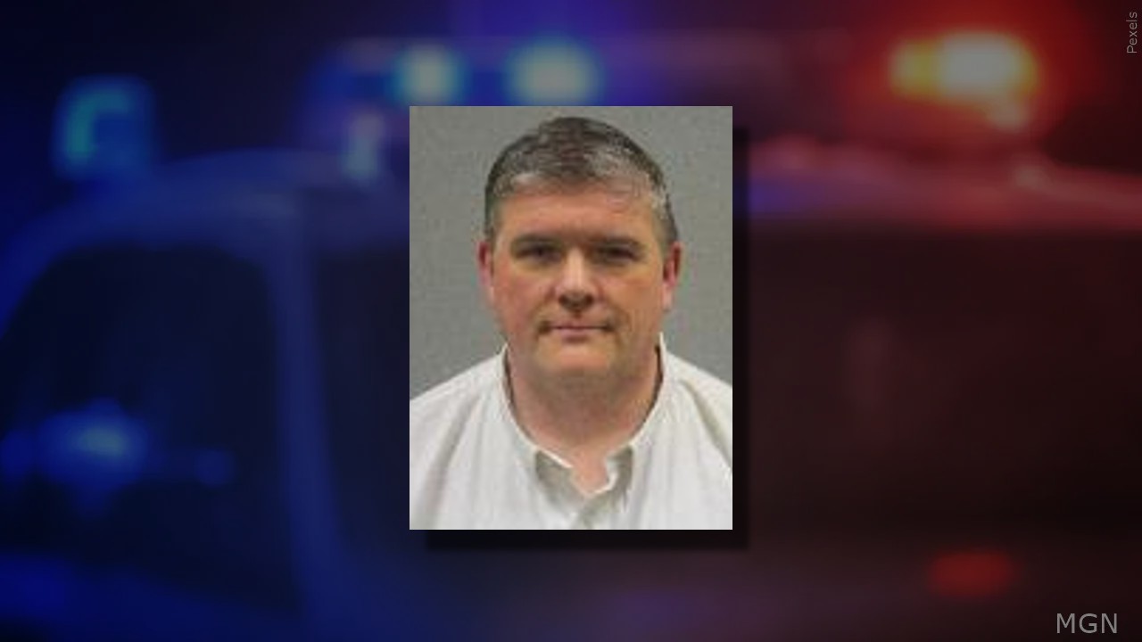 Former North Platte teacher caught having contact with victim in sexual abuse case