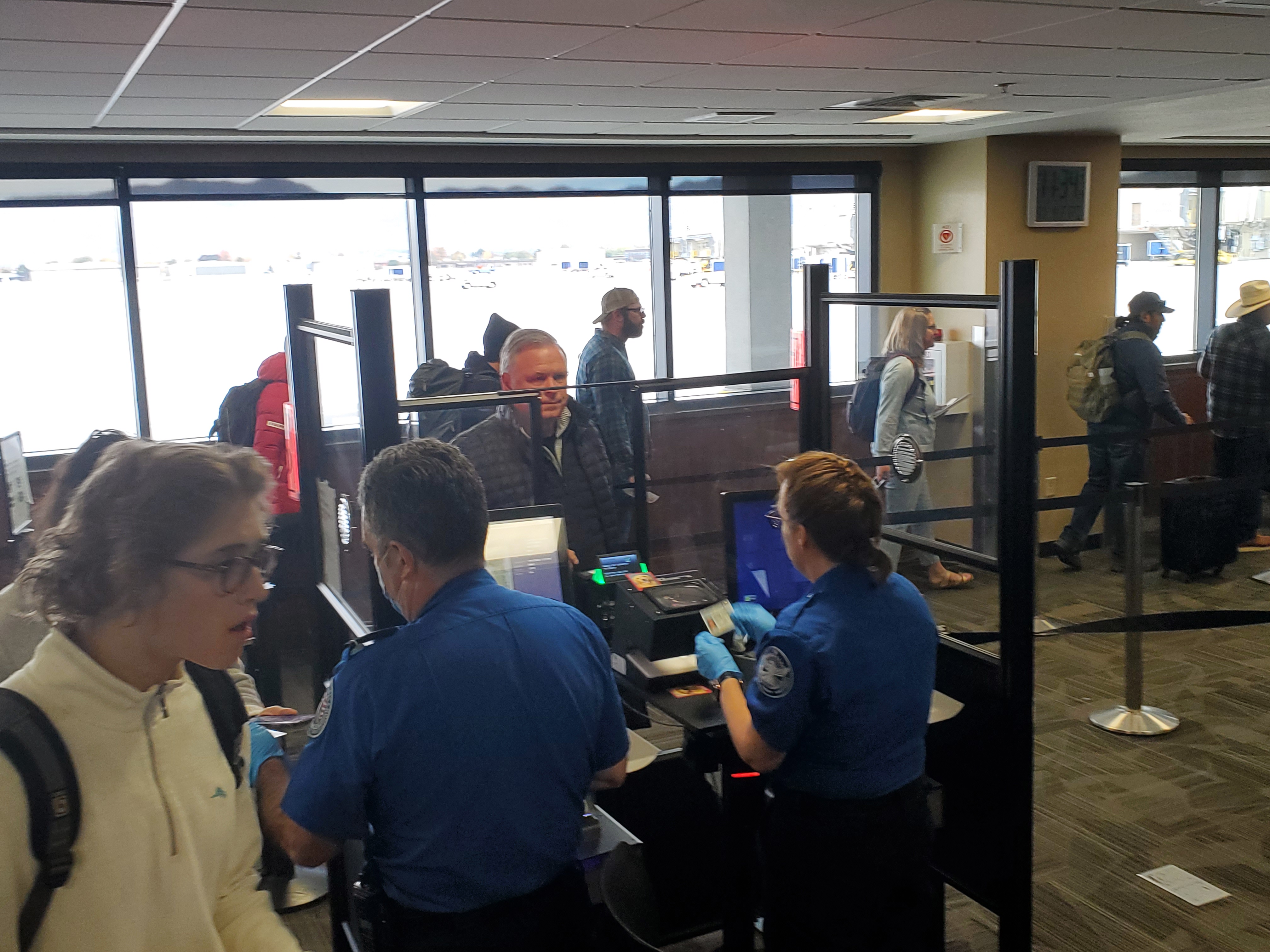 TSA holds hiring event for Reno Tahoe Airport