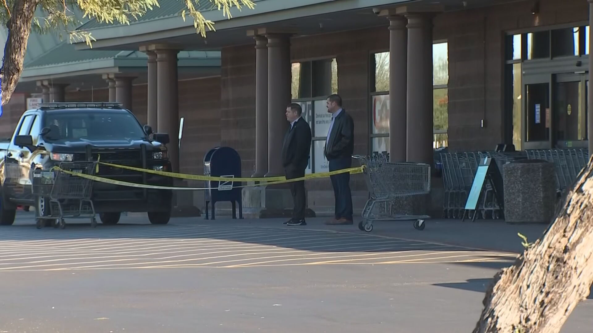 Mesa Fry's store closed after employee seriously hurt in early morning  stabbing