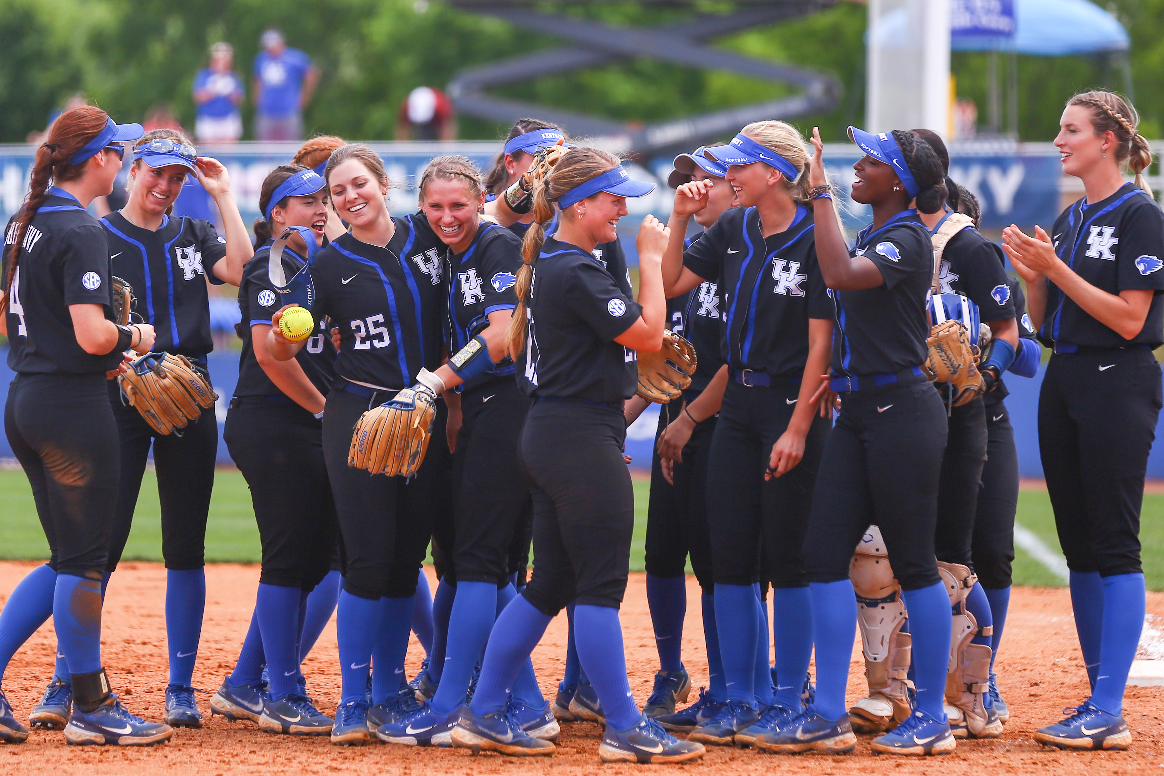 Kentucky Softball on X: Here are the uniforms and starting lineups for the  Wildcats today. UK decked out in the all black look.   / X