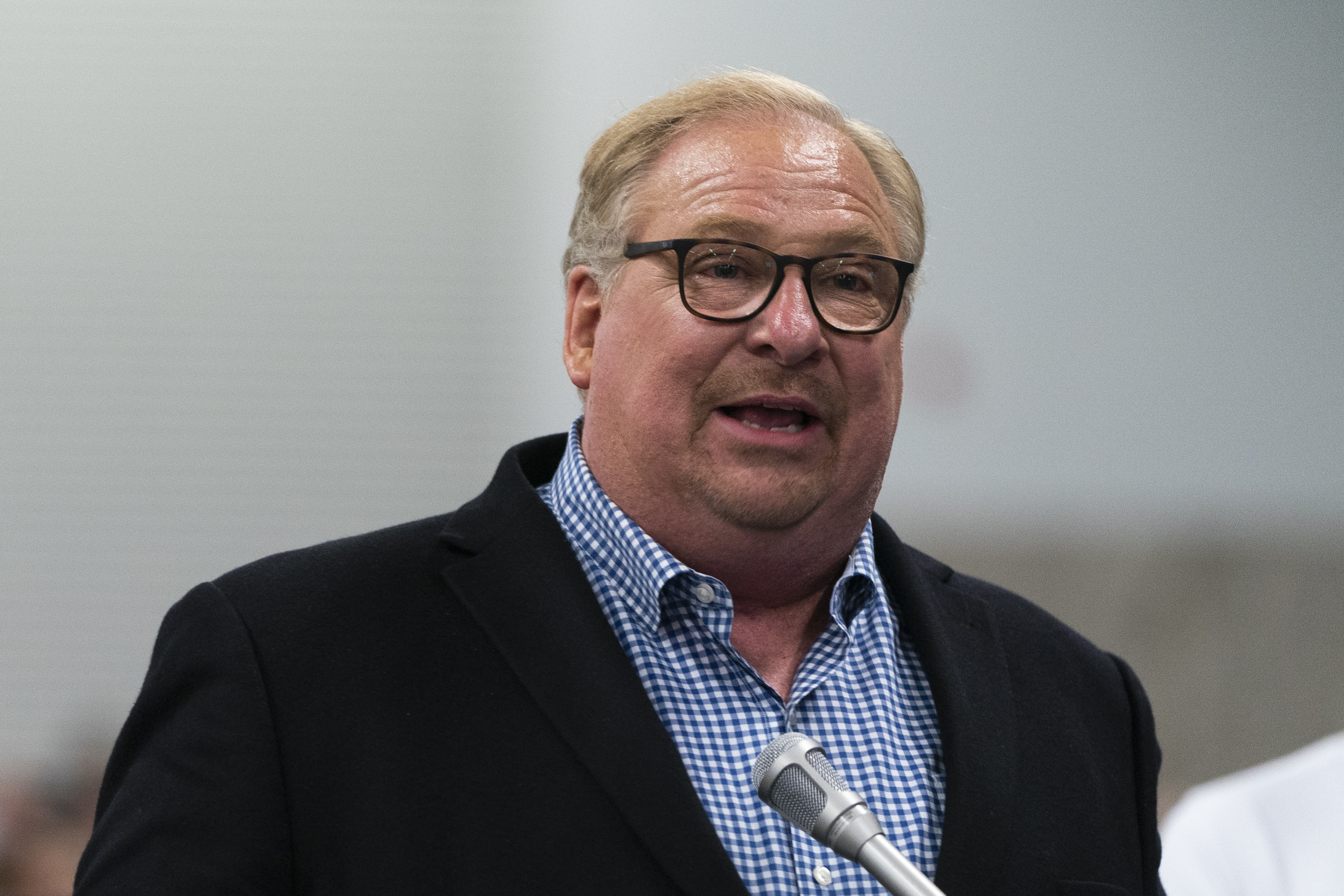 Photos: Megachurch pastor Rick Warren