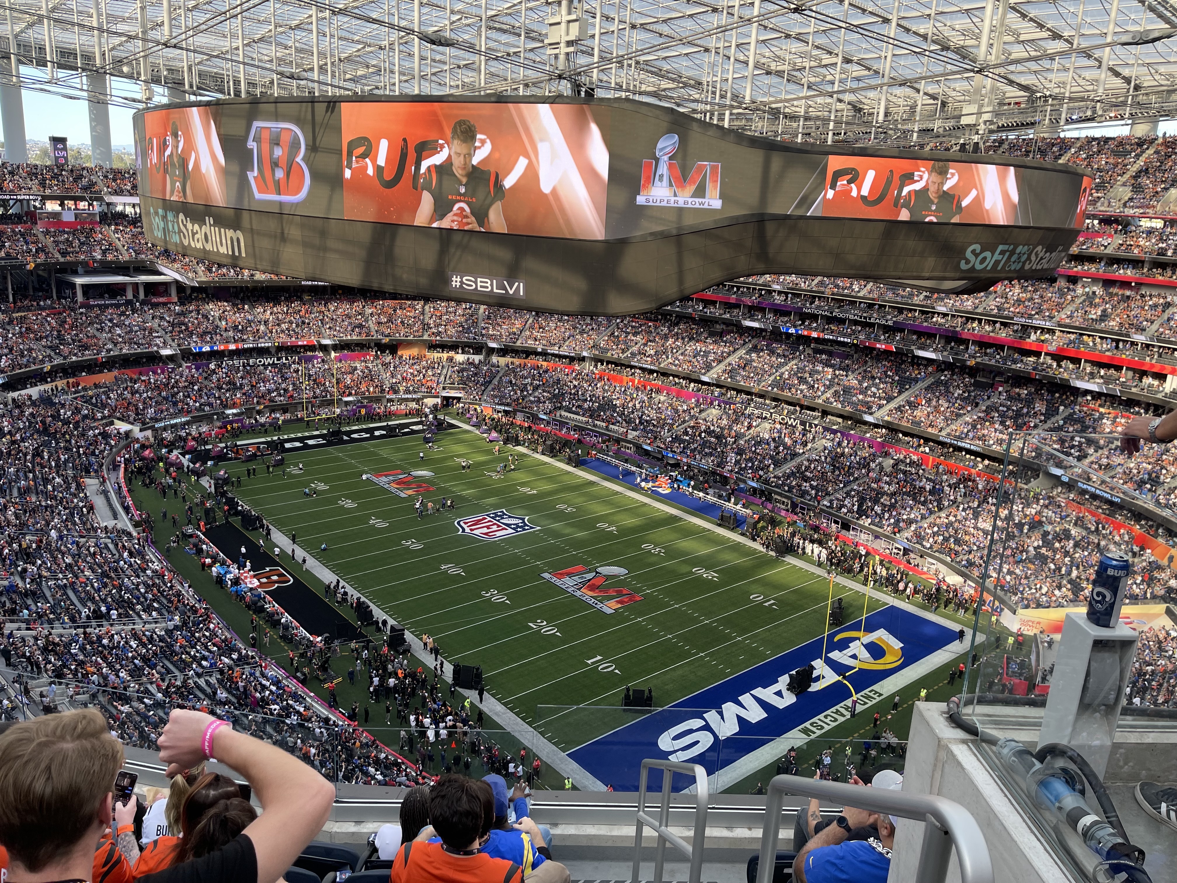 Energetic atmosphere in Super Bowl opening event