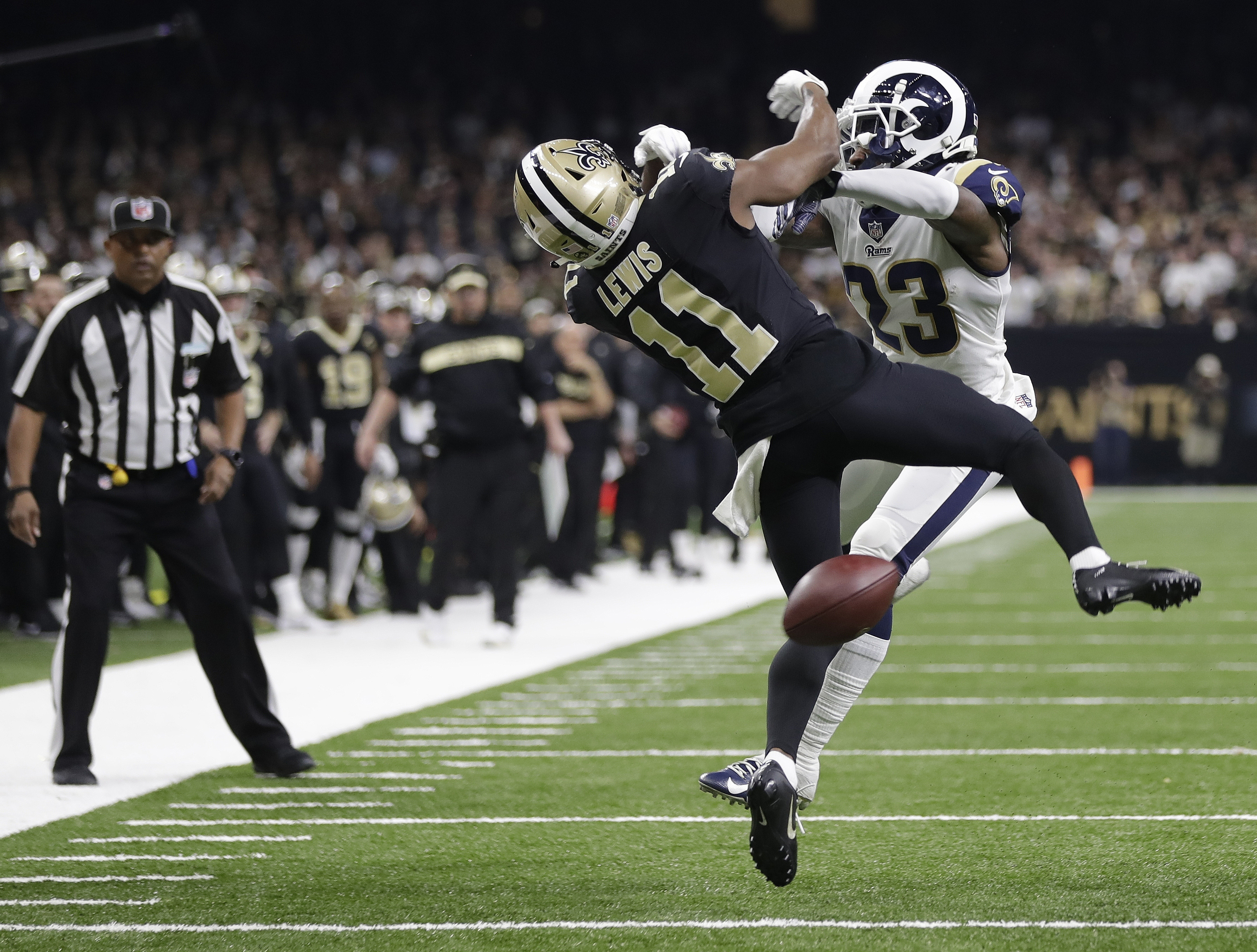 Steve Gleason wears referee jersey to Super Bowl after