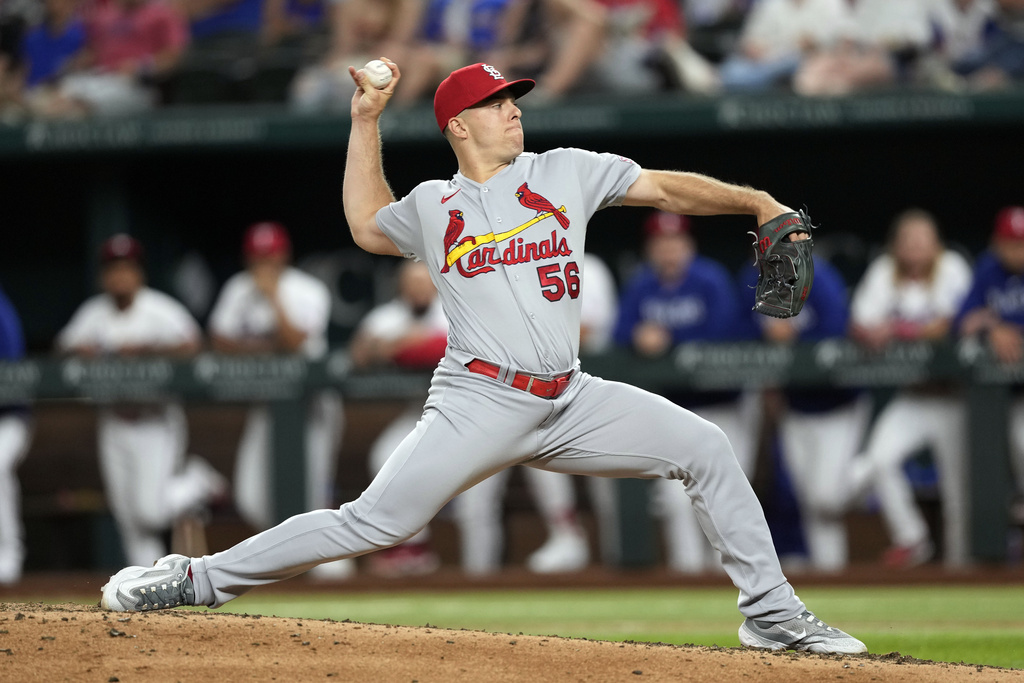 Cardinals closer Helsley reportedly still not close to returning from IL