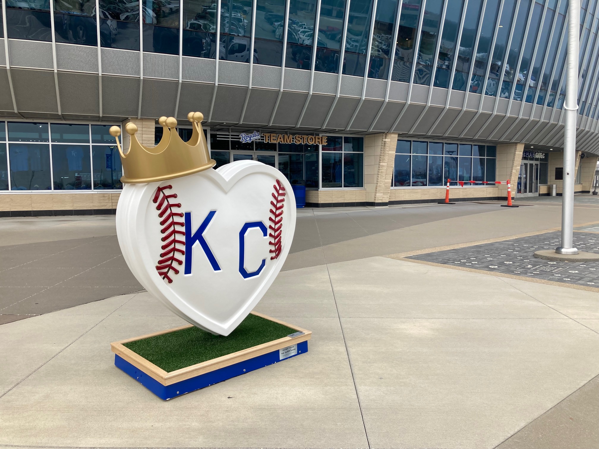 Royals hope Kansas City brings out the blue during Opening Day weekend,  2022 season