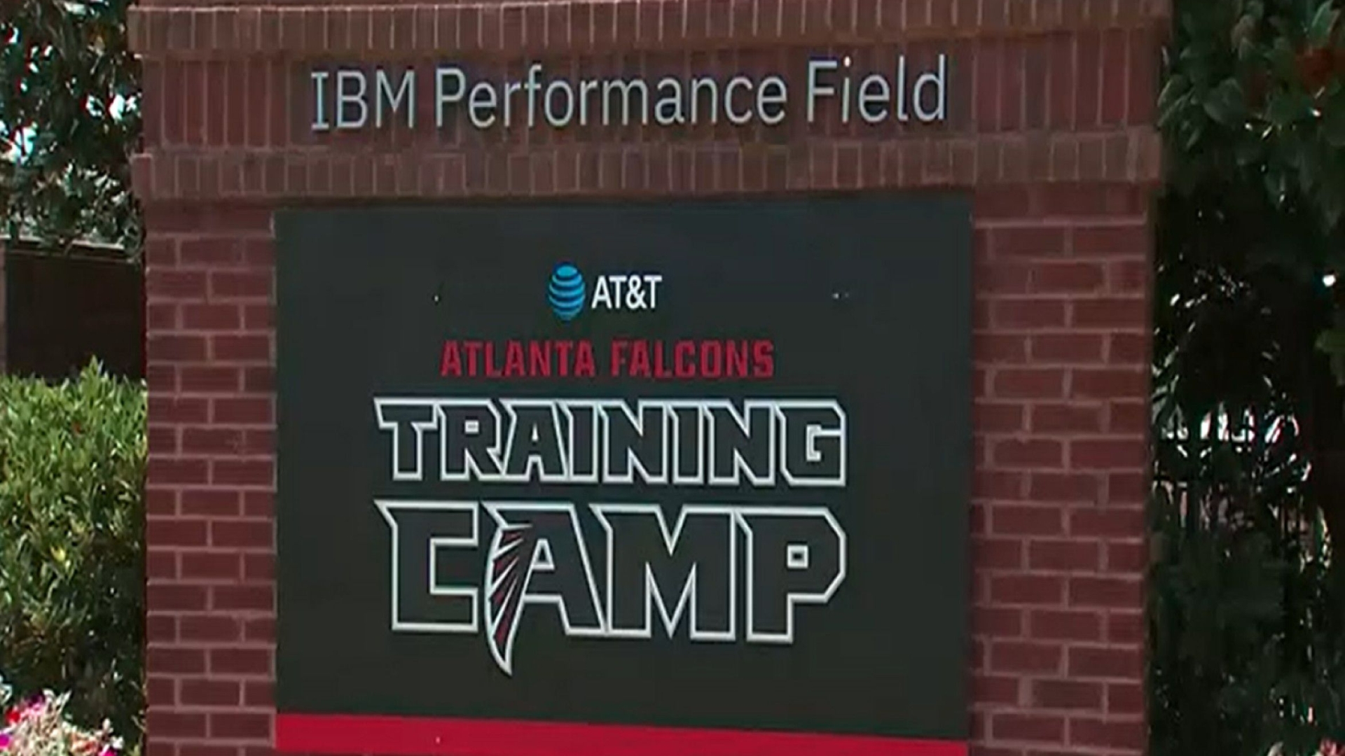 Michael Vick returns to Atlanta in Falcons regular-season finale