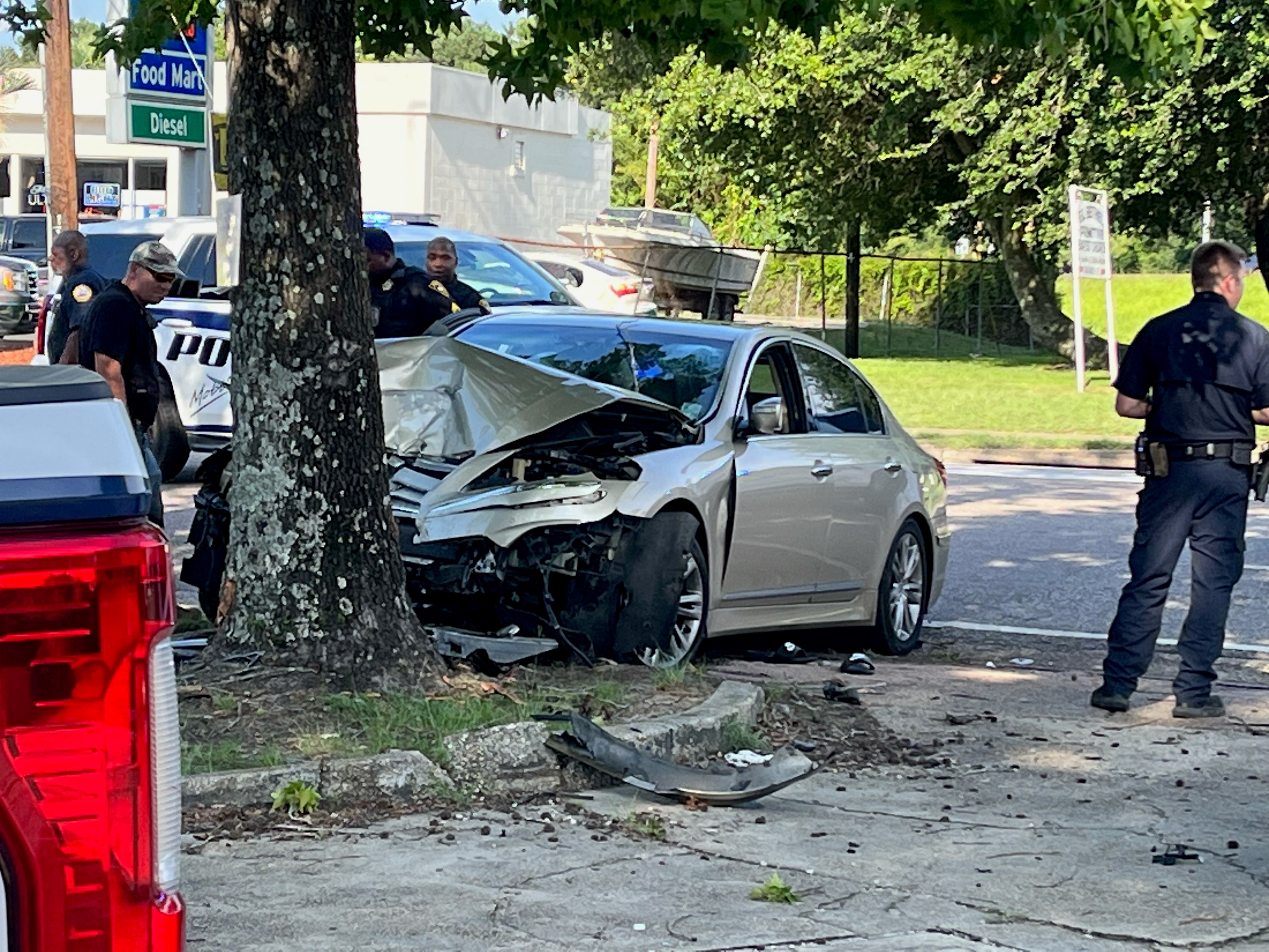 Teen crashes car after high-speed chase in Eau Claire, Daily Updates