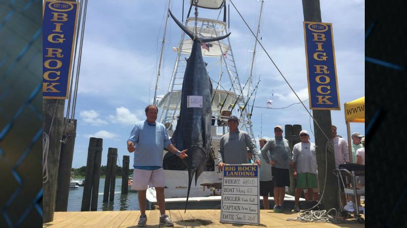 Dancin Outlaw - Fishing Calendar