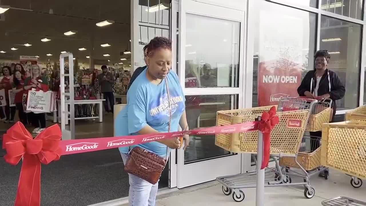 HomeGoods Grand Opening