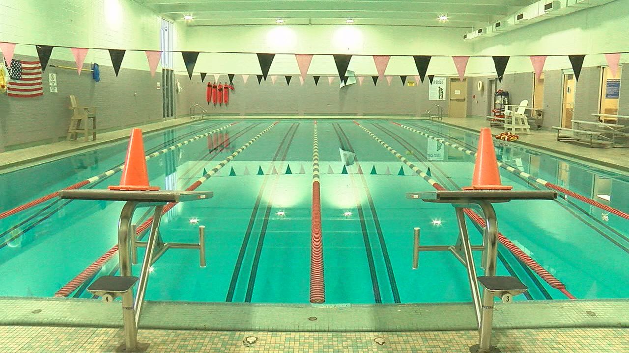 Elgin High School to start swim team, image size:1280x720