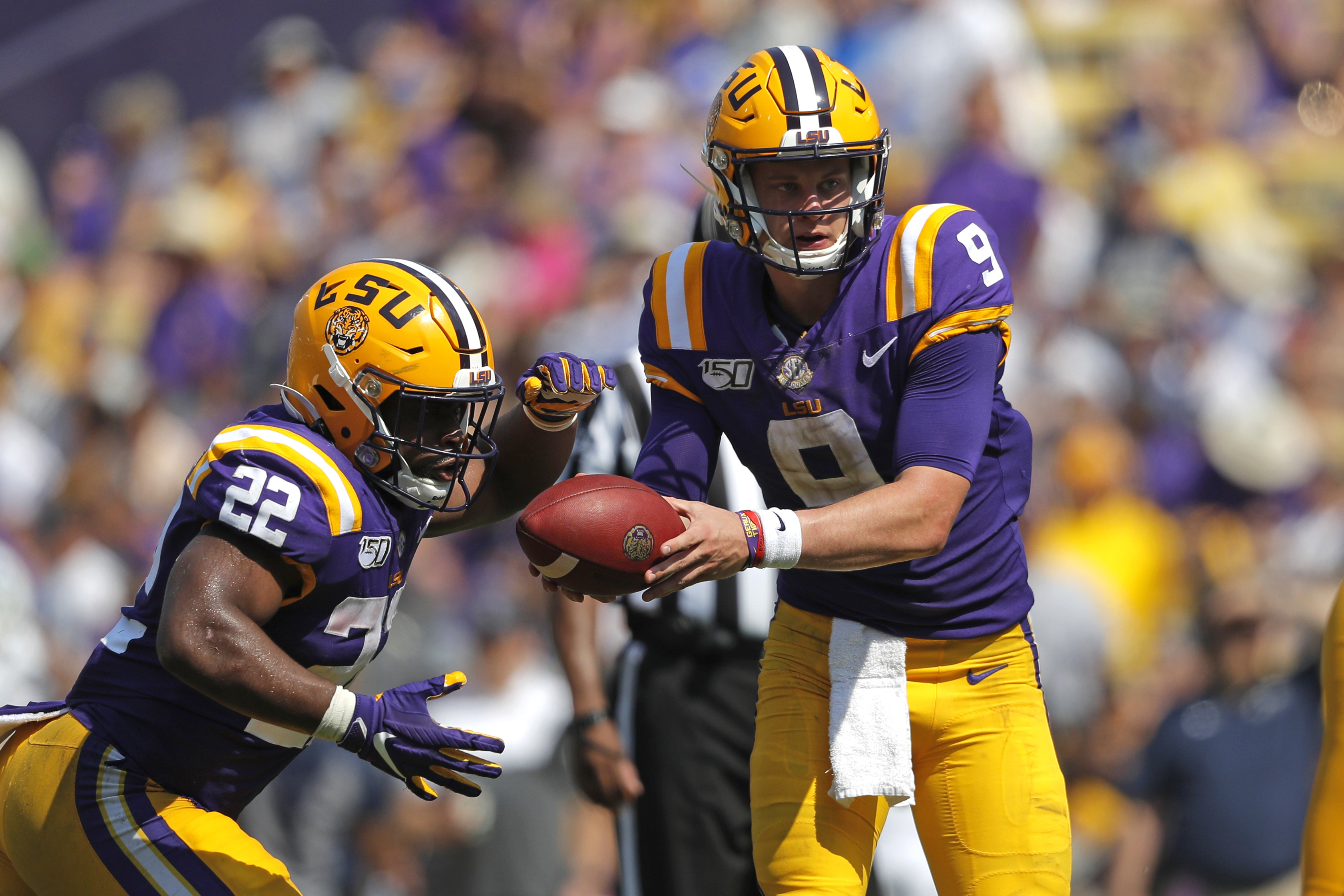 LSU should sit Clyde Edwards-Helaire against Oklahoma in Peach Bowl