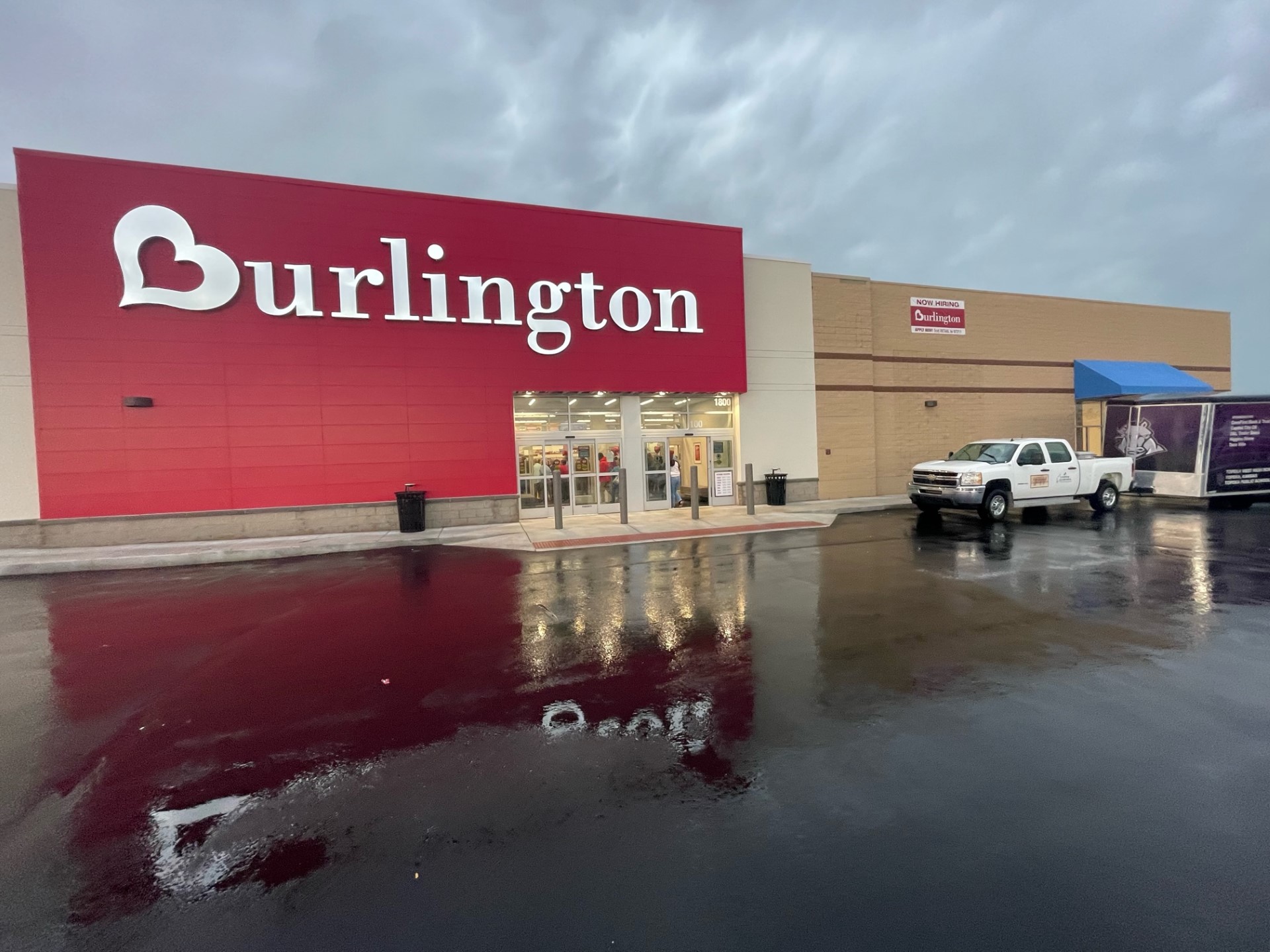 New Burlington Store location opens in Topeka