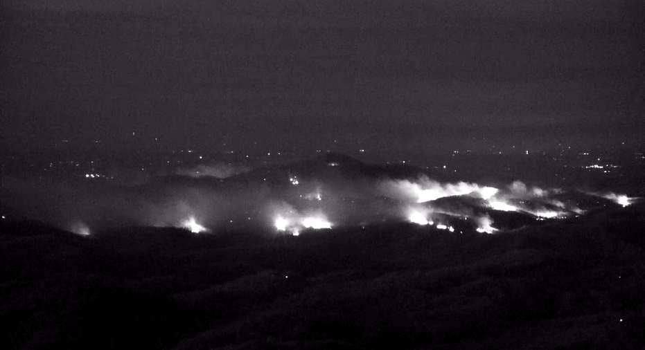 LIVE CAMERA: Table Rock Fire in Pickens County