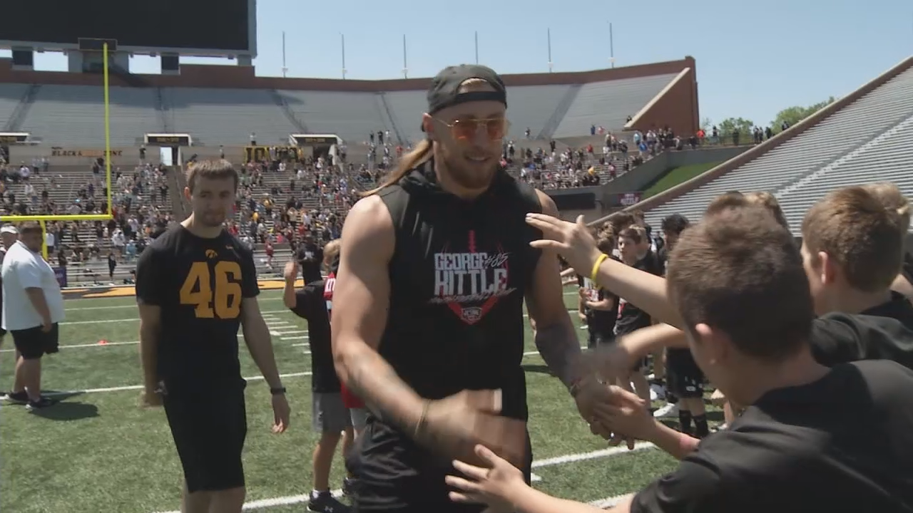 George Kittle returns to Iowa City to host youth football camp