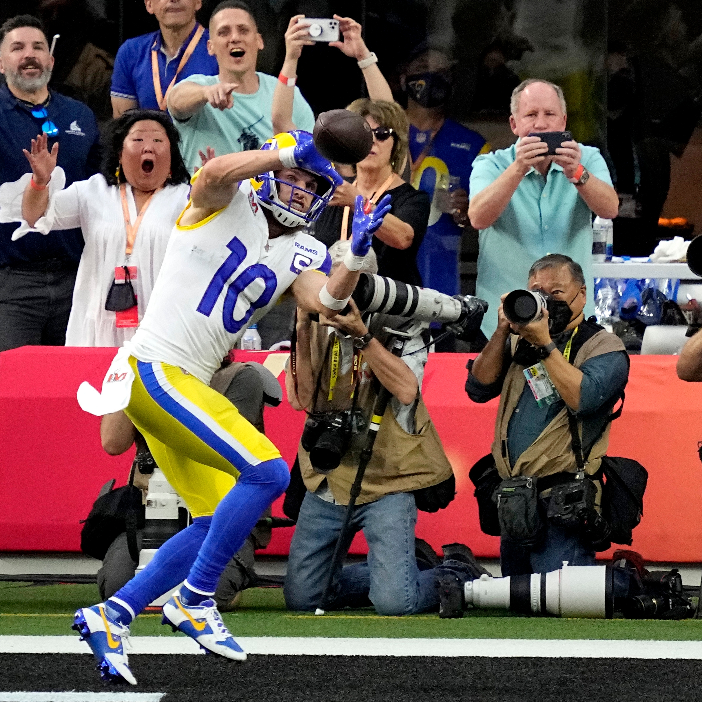 Super Bowl 56: Matthew Stafford hits Cooper Kupp for game-winning TD