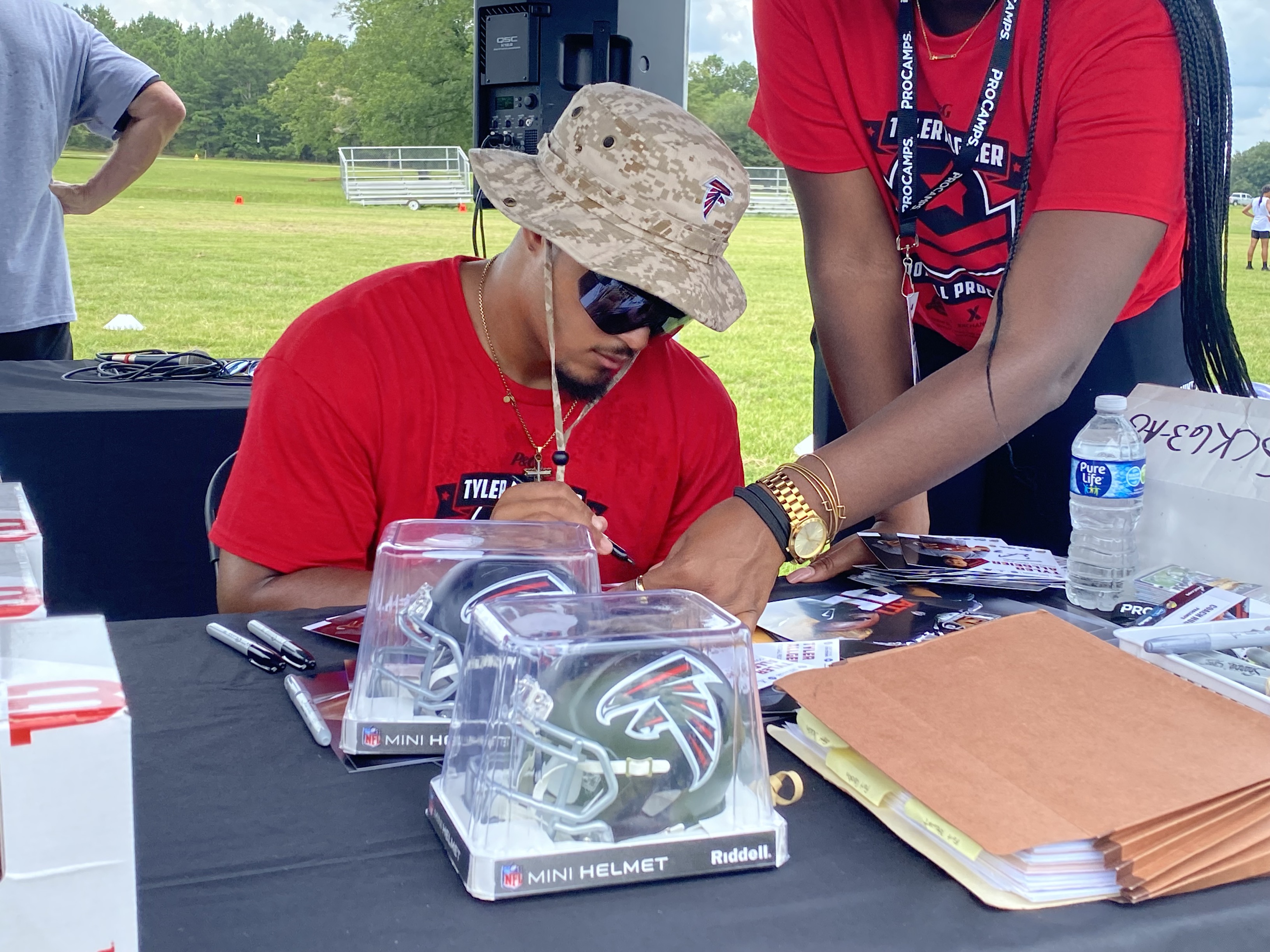 Atlanta Falcons' running back Tyler Allgeier to host youth football camp at  Fort Gordon July 14-15