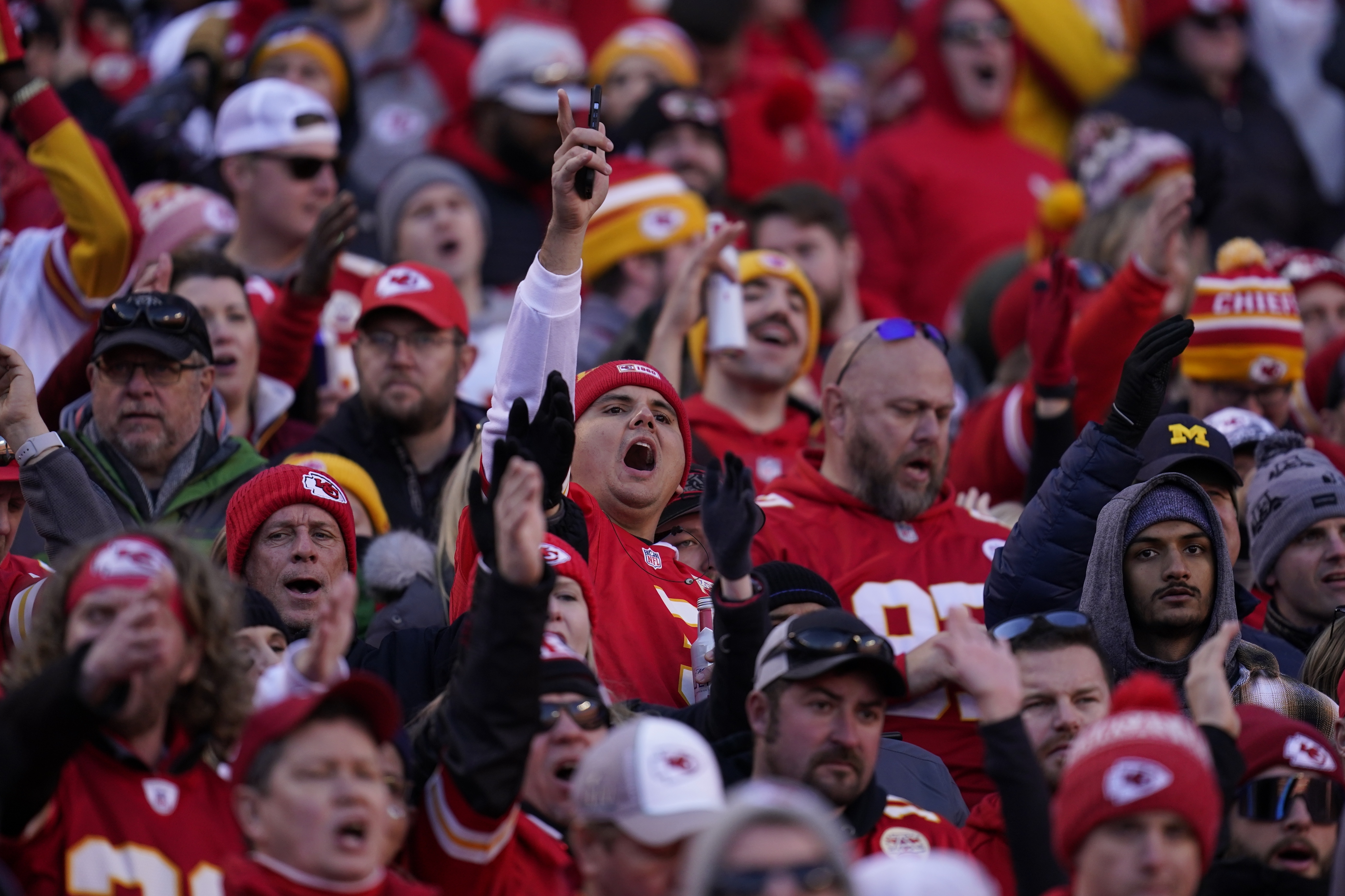 KANSAS CITY CHIEFS: Chiefs fans arrive early for Kansas City's biggest  Super Bowl watch party at Power & Light District