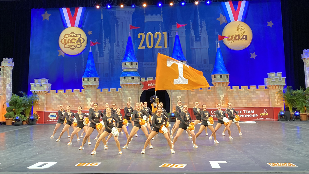 Cheer - University of Tennessee Athletics