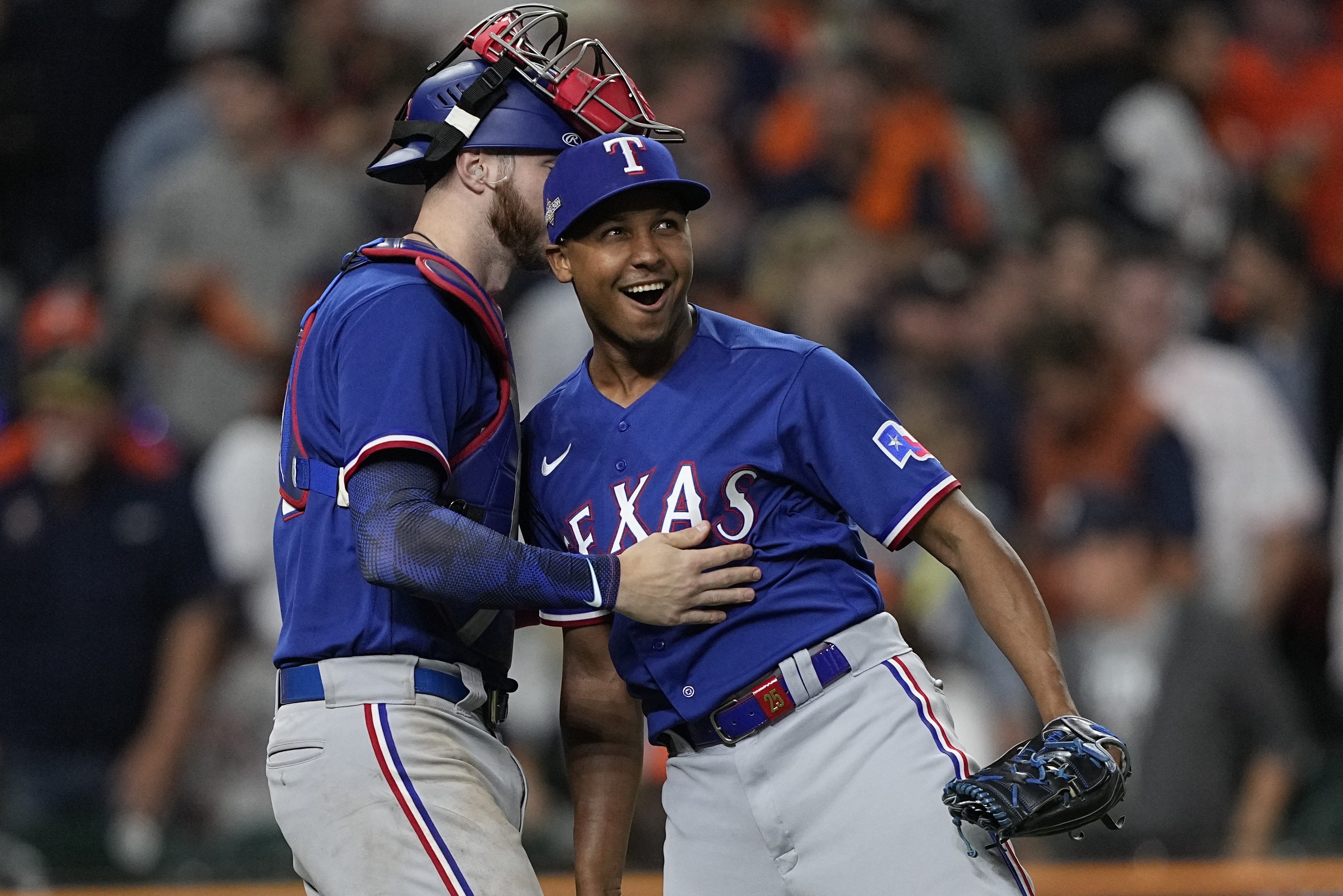 Astros slugger Yordan Alvarez dealing with ailment during ALCS against  Rangers, AP source says