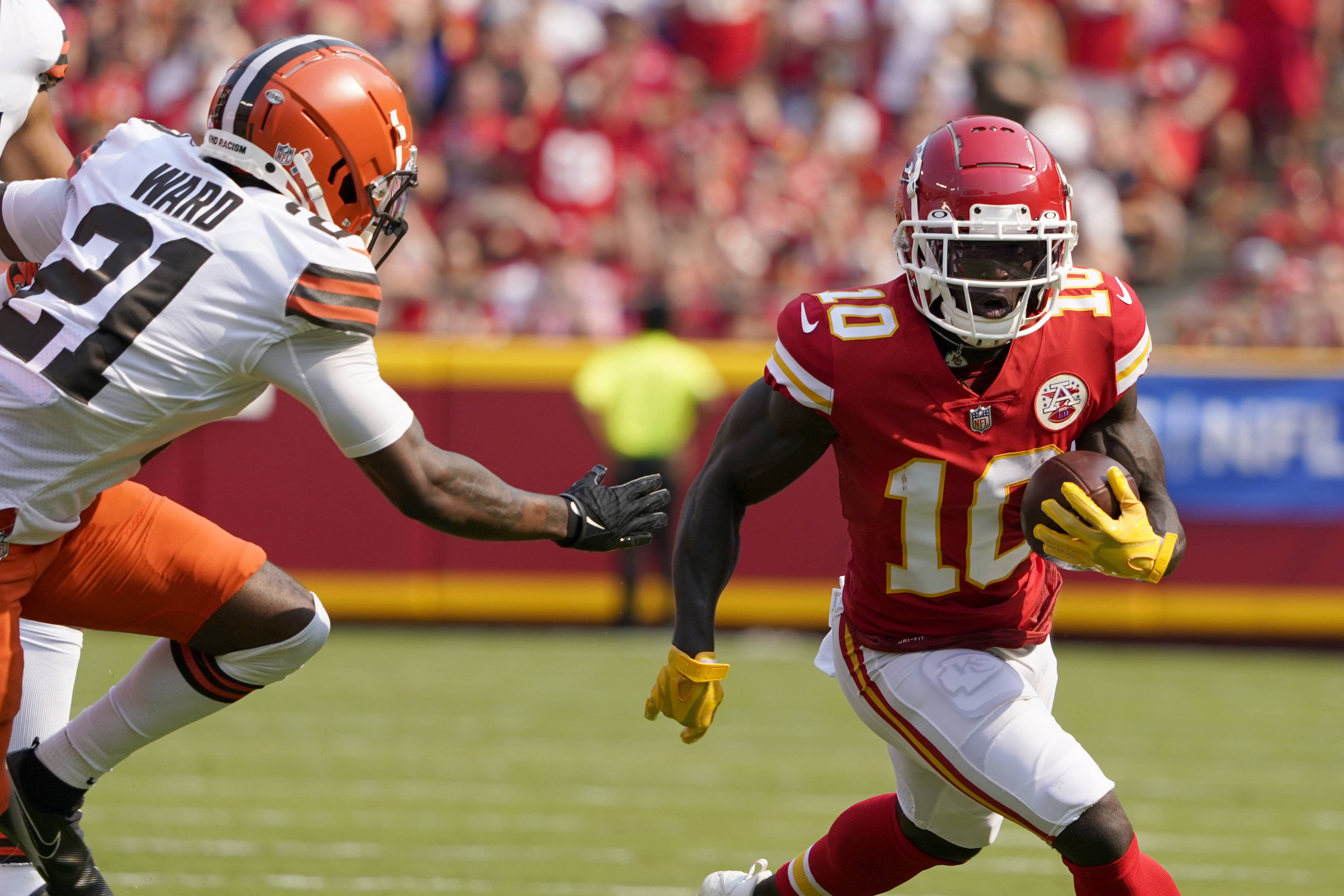 Browns vs. Chiefs Final Score: Kansas City rallies in second half, wins  33-29 - Dawgs By Nature