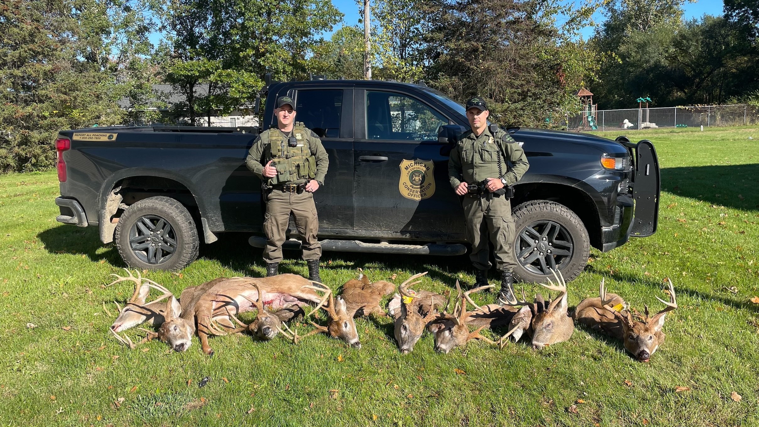 Michigan man faces 15 charges for allegedly poaching nine bucks