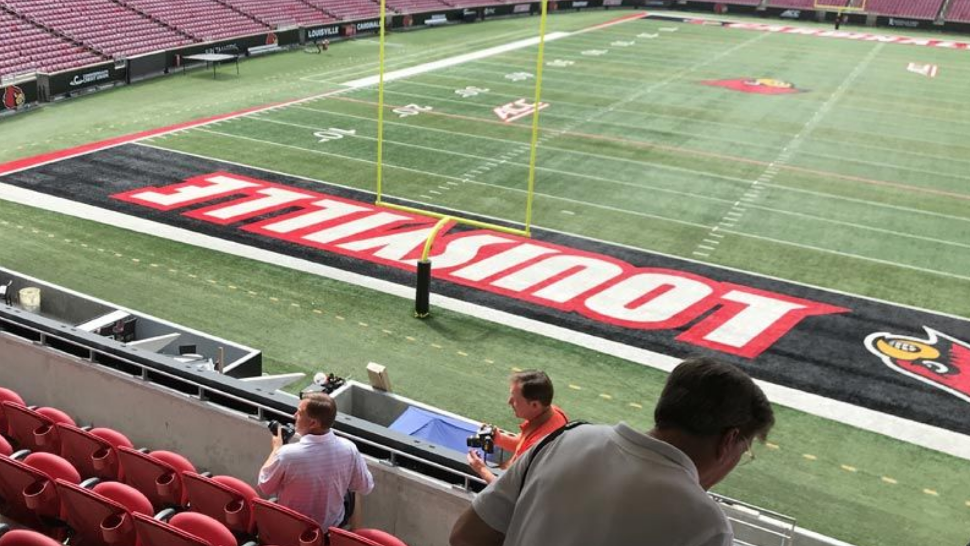 Louisville Football on X: Dressed in black #GoCards